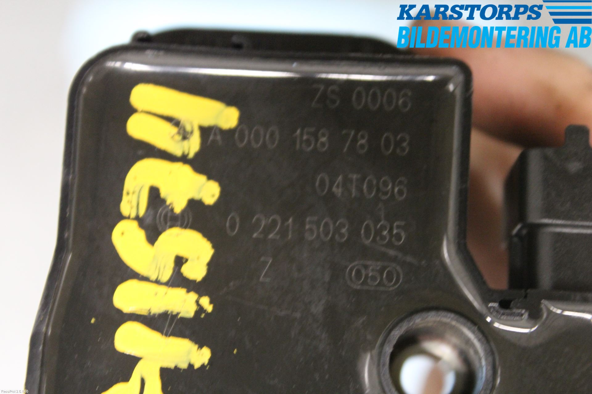 Mercedes-Benz MB E-KLASS (W211) 02-09 Coil