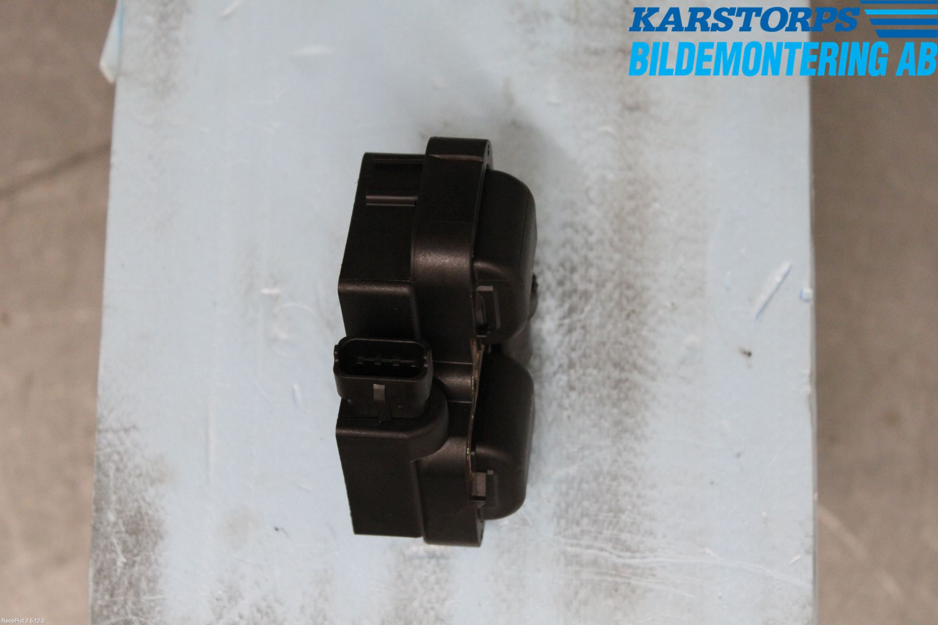 Mercedes-Benz MB E-KLASS (W211) 02-09 Coil