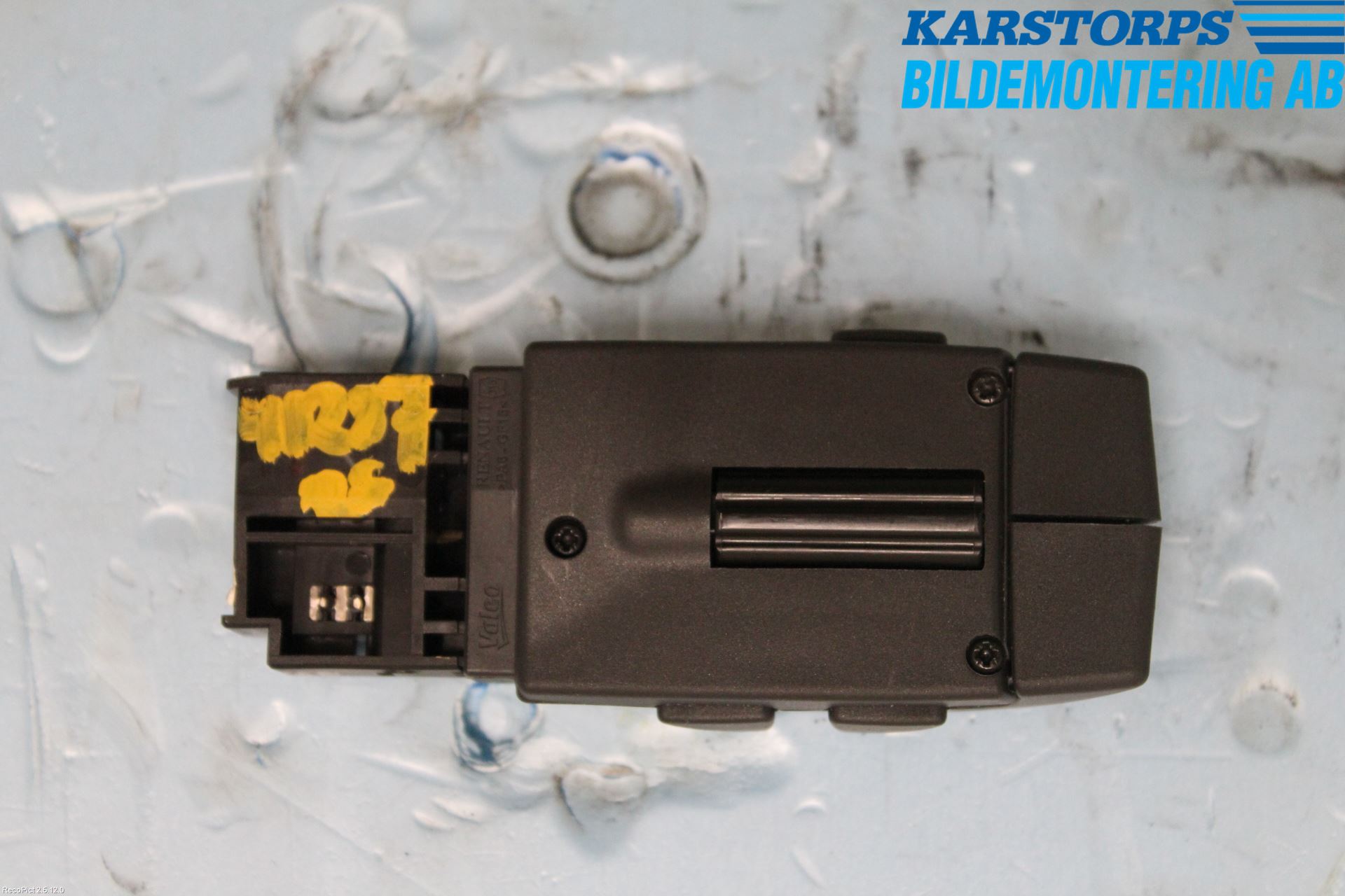 Renault CAPTUR 13-19 Bryter Ratt Radio-Stereo