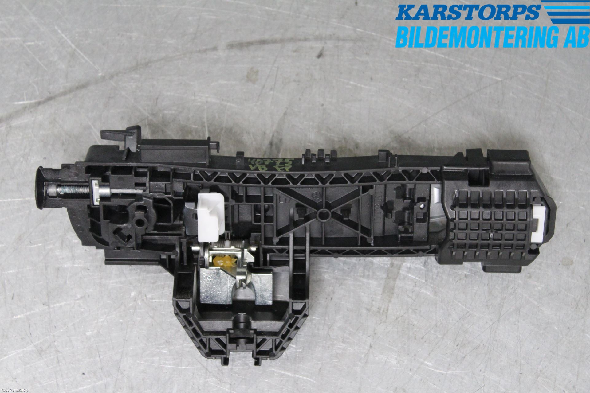 Mercedes-Benz MB CLA-KLASS (C117/X117) 13-19 Dørhandtak Ytre Venstre