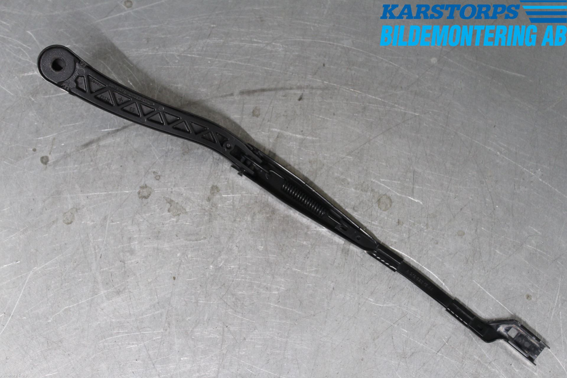 Mercedes-Benz MB E-KLASS (W212) 09-16 Viskerarm-Armer Frontrute