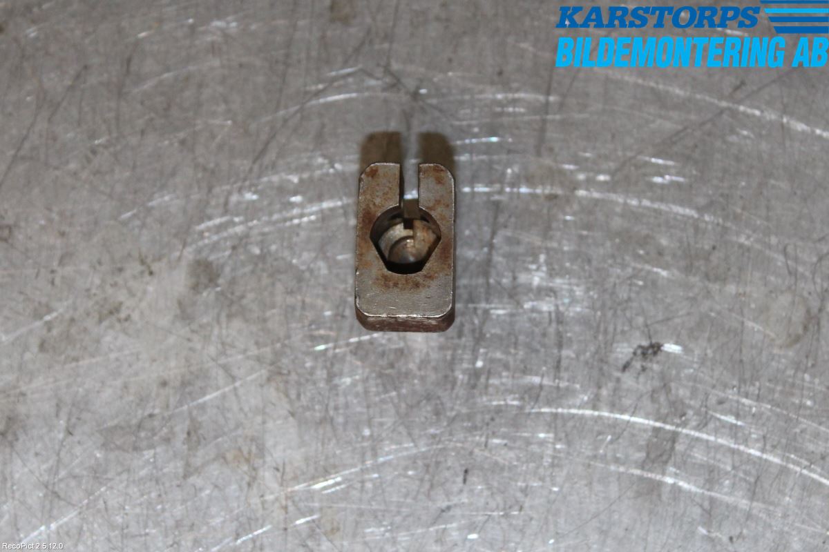 Jaguar X-TYPE Rattaksel