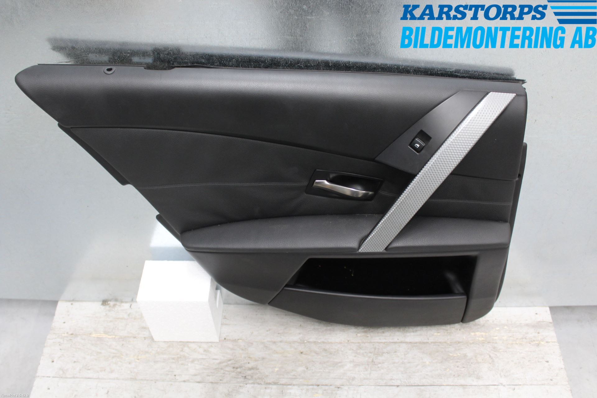 BMW 5 E60/61 Sed/Tou 02-10 Innr Dørtrekk Venstre