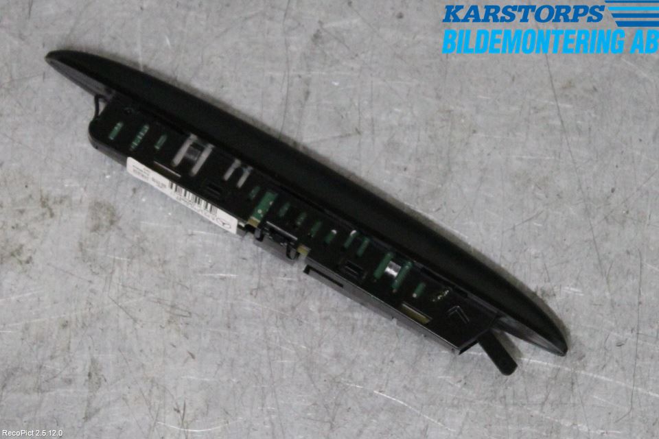 Mercedes-Benz MB GL/GLS-KLASS (X166) 12-19 Instr Varselys - Display