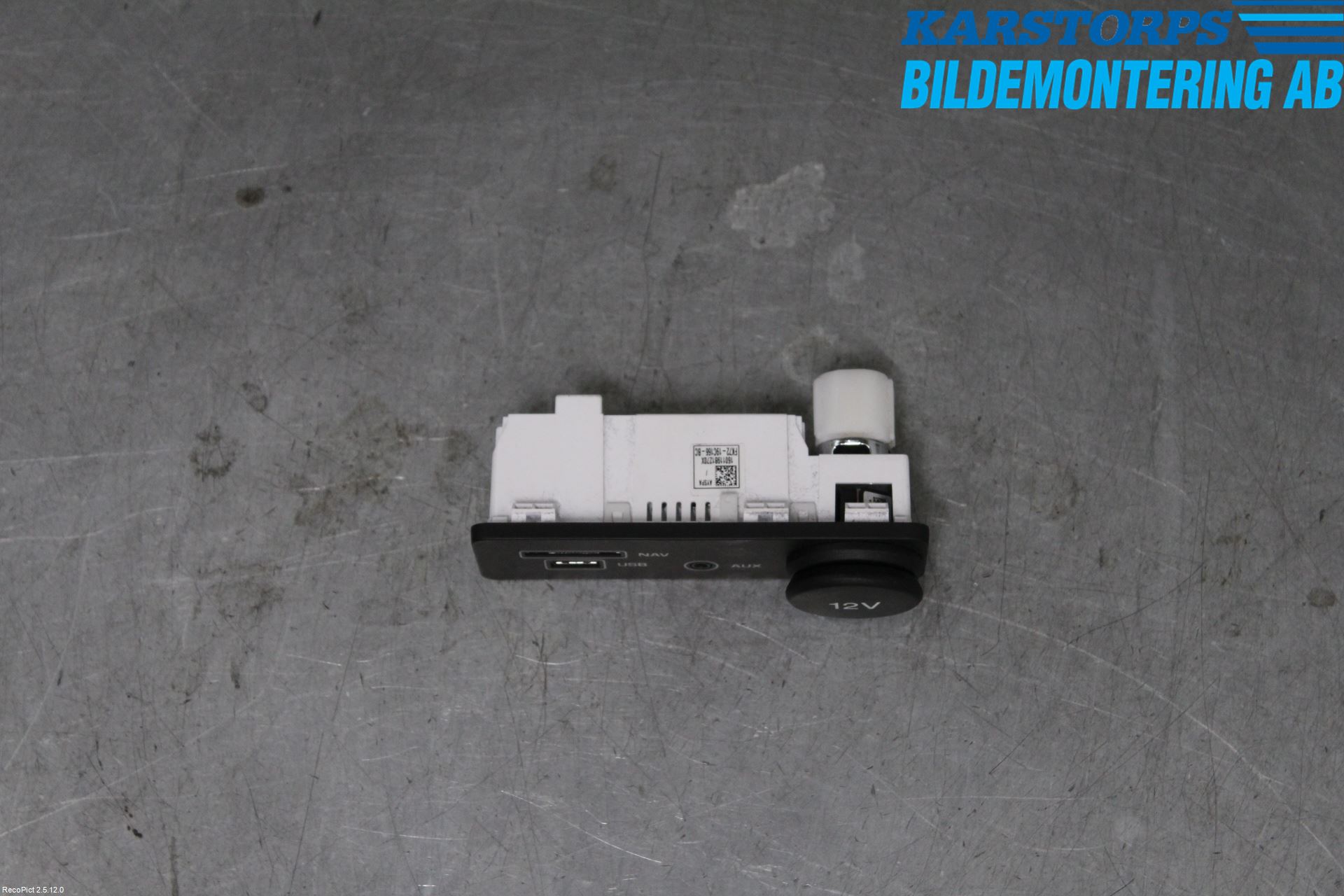 Landrover LAND ROVER RANGE ROVER EVOQUE (L538) 11-18 Innr Sigarett Tenner