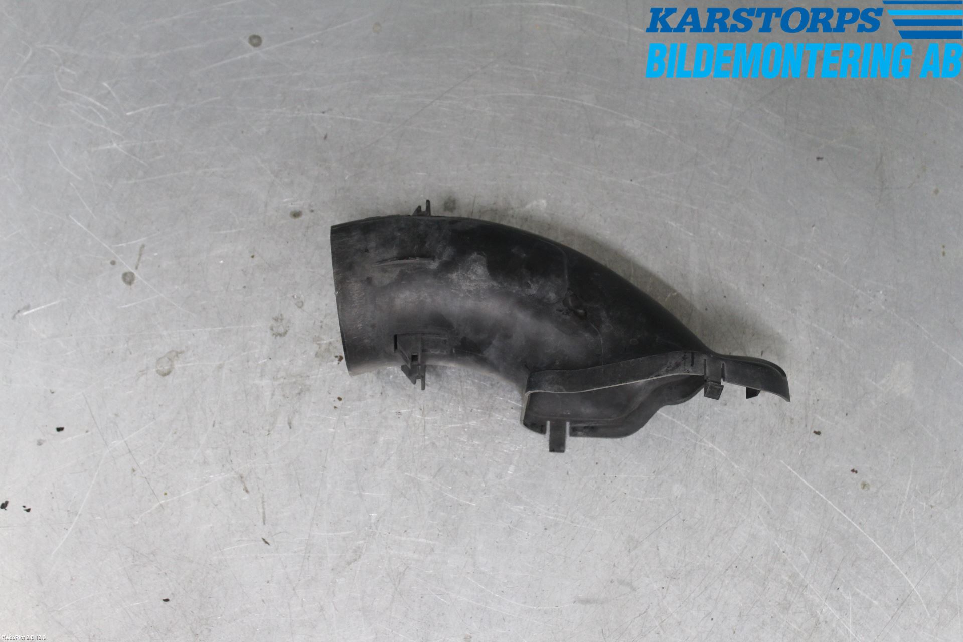 BMW 6 E63/64    02-10 Forg-Belg-Rør Mot Luftr