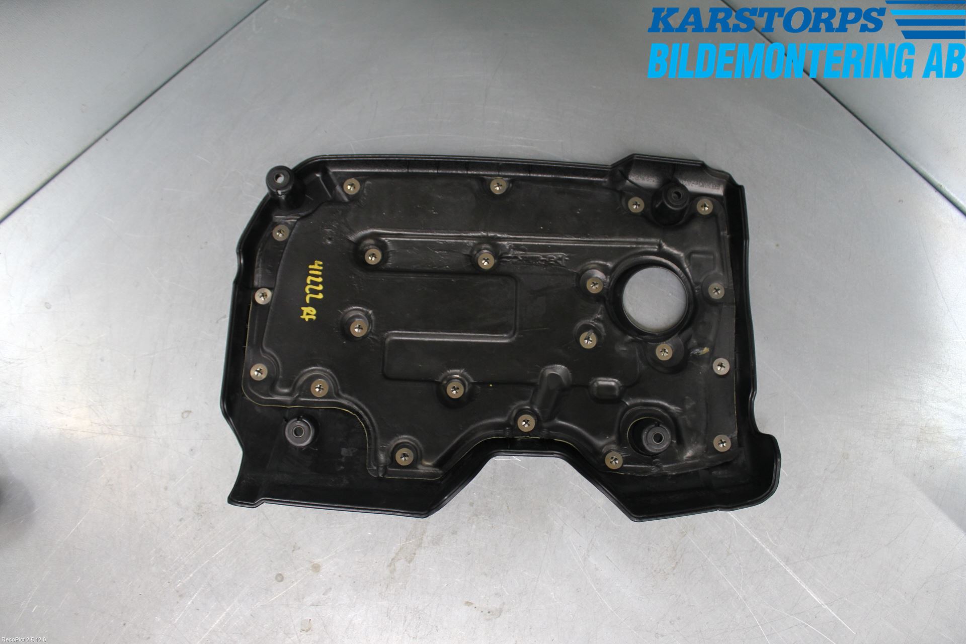 Kia RIO 06-11 Motor Deksel Over Motor