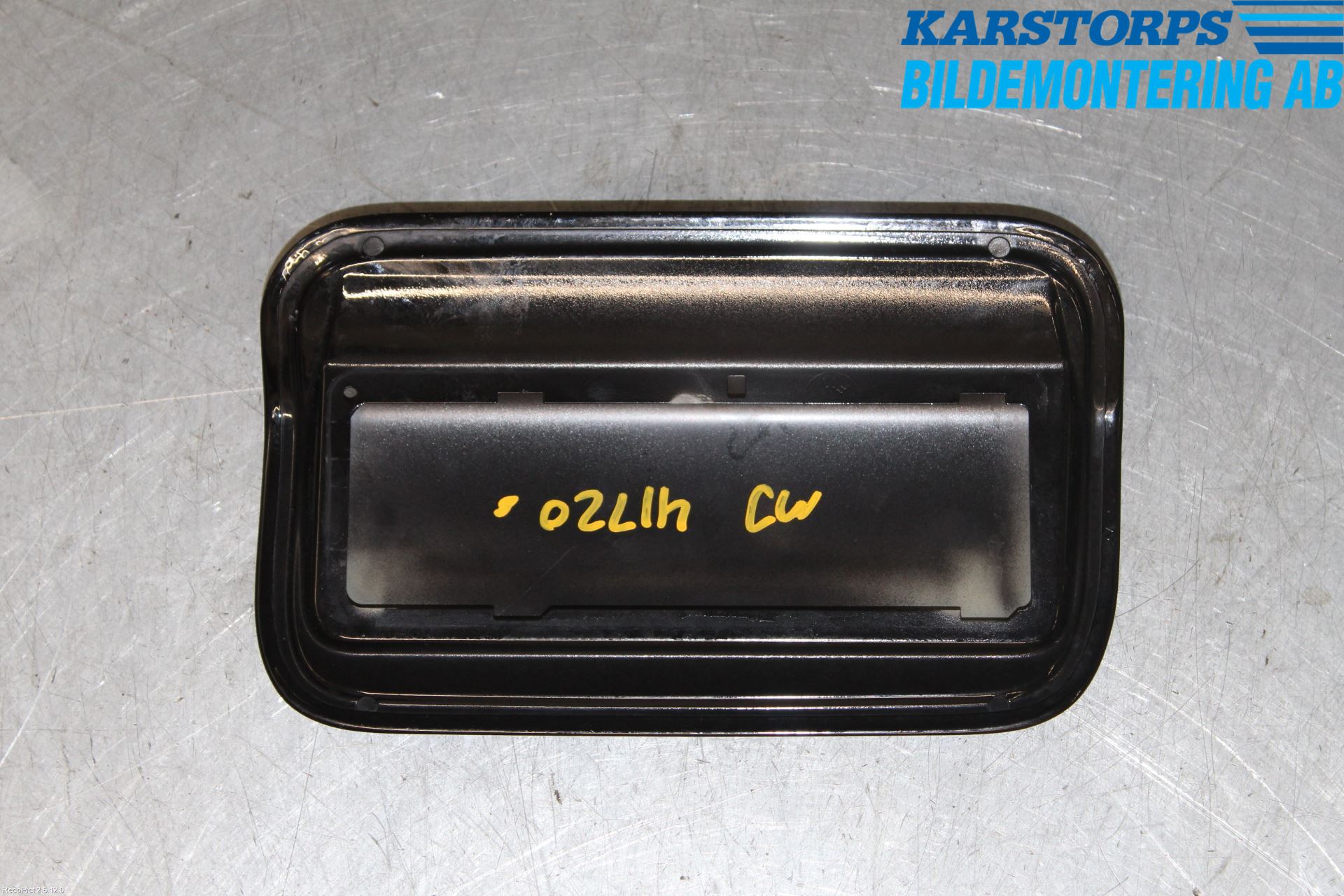 BMW 5 F10/F11/F18 09-17 Drivstoff Tankluke