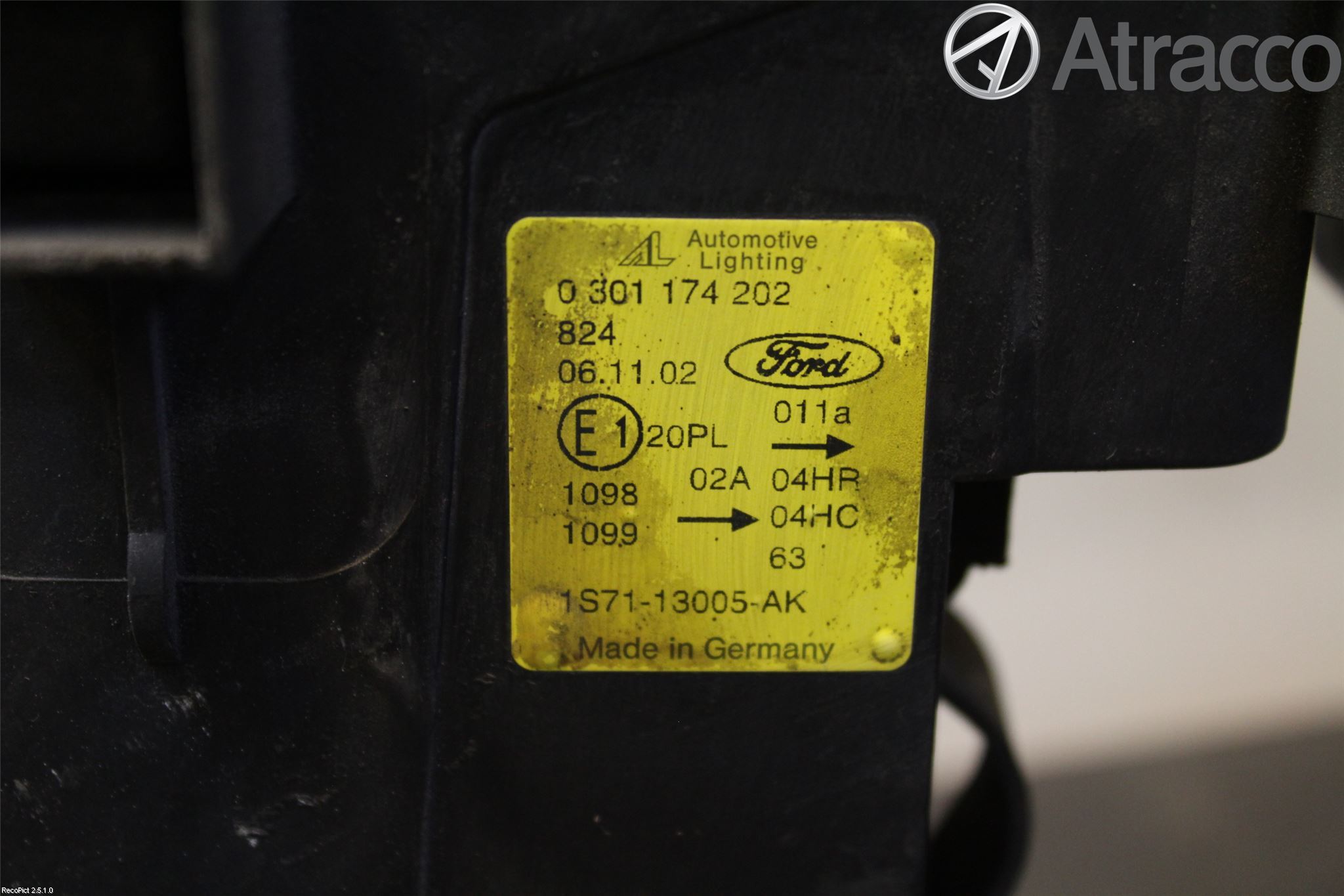 Ford MONDEO     01-06 Frontlykt Høyre