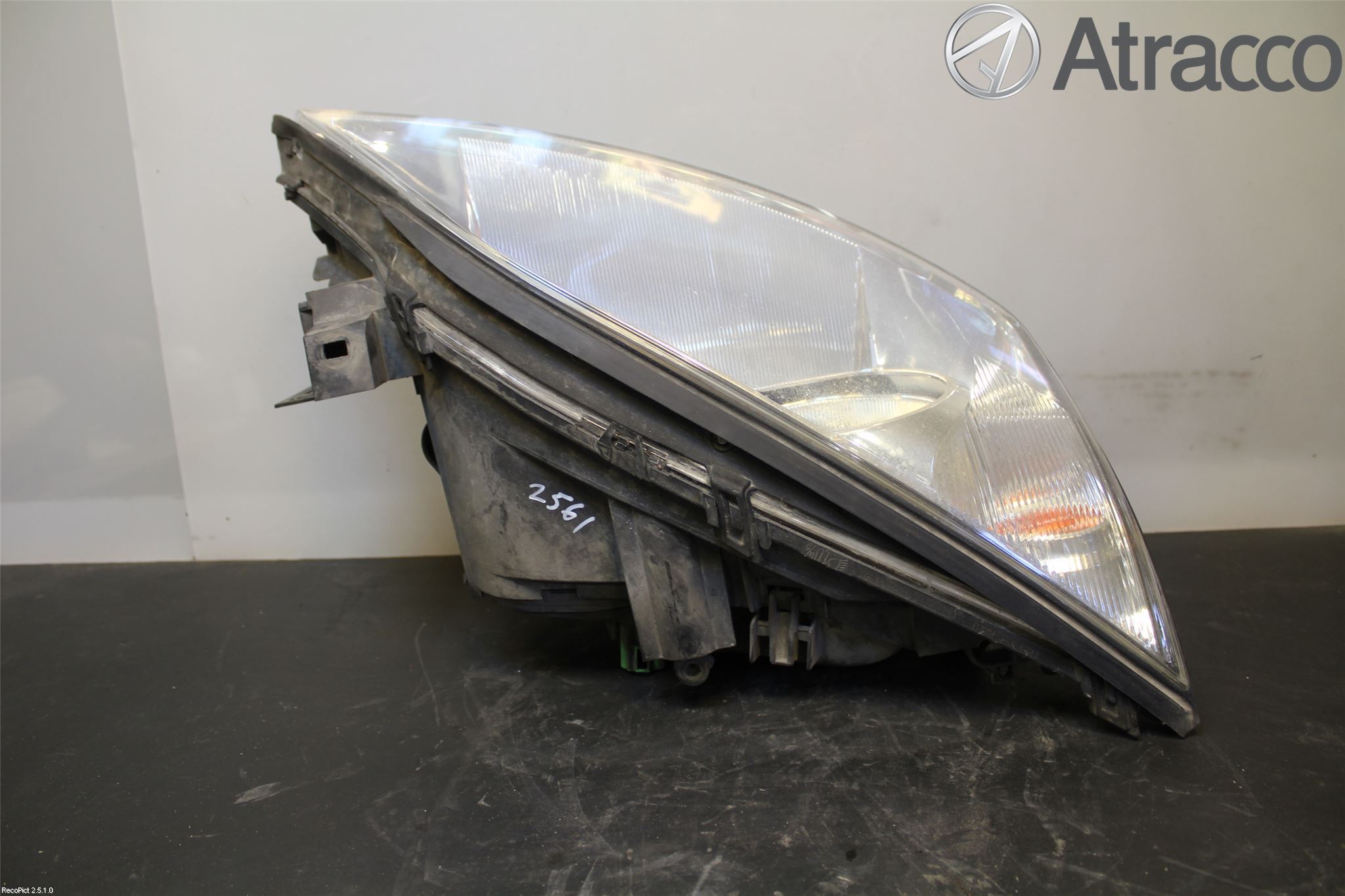 Ford MONDEO     01-06 Frontlykt Høyre