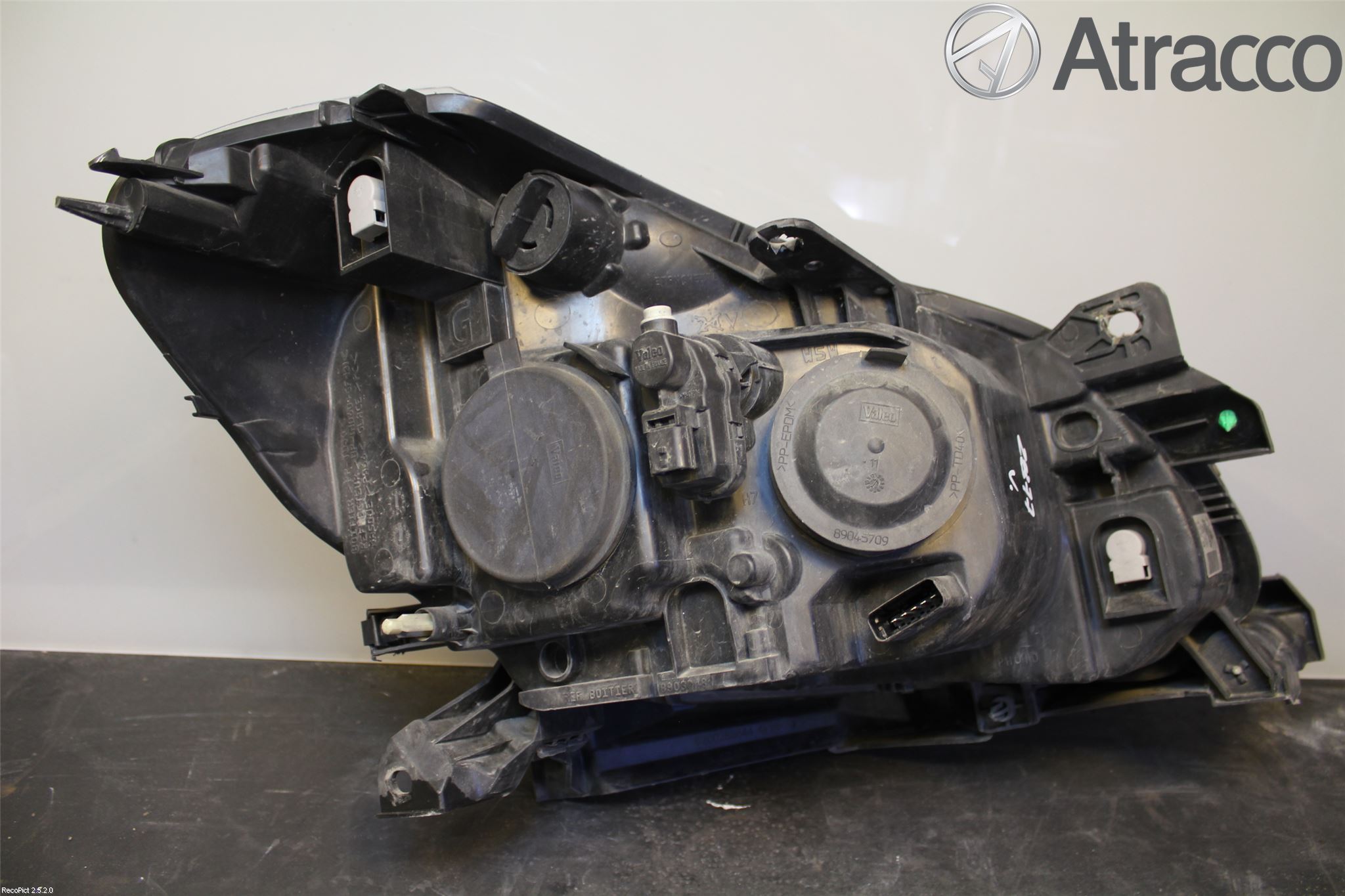 Renault CLIO III  06-09 Frontlykt Venstre
