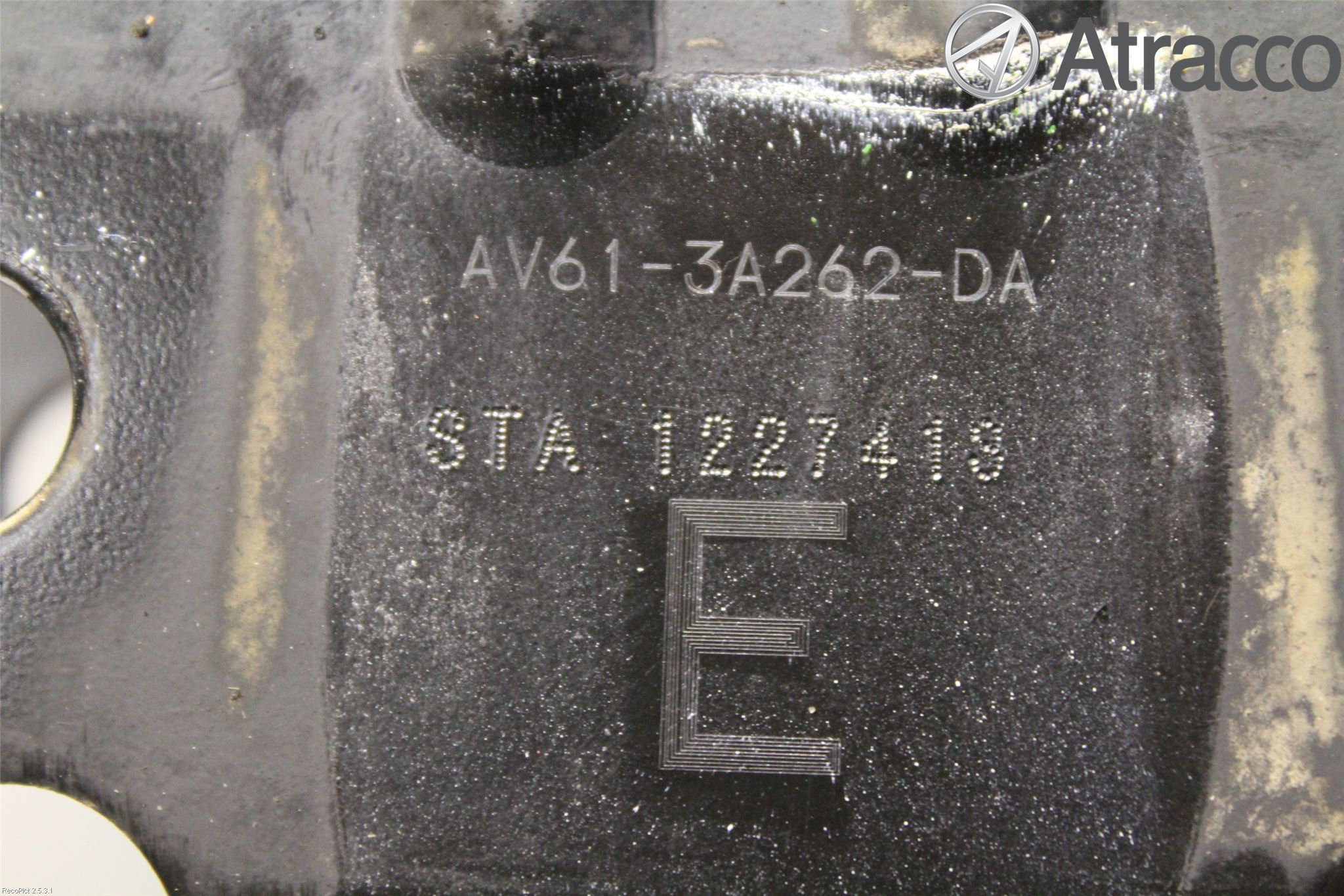 Volvo V40 12-19 Bærearm Foran Venstre Nedre