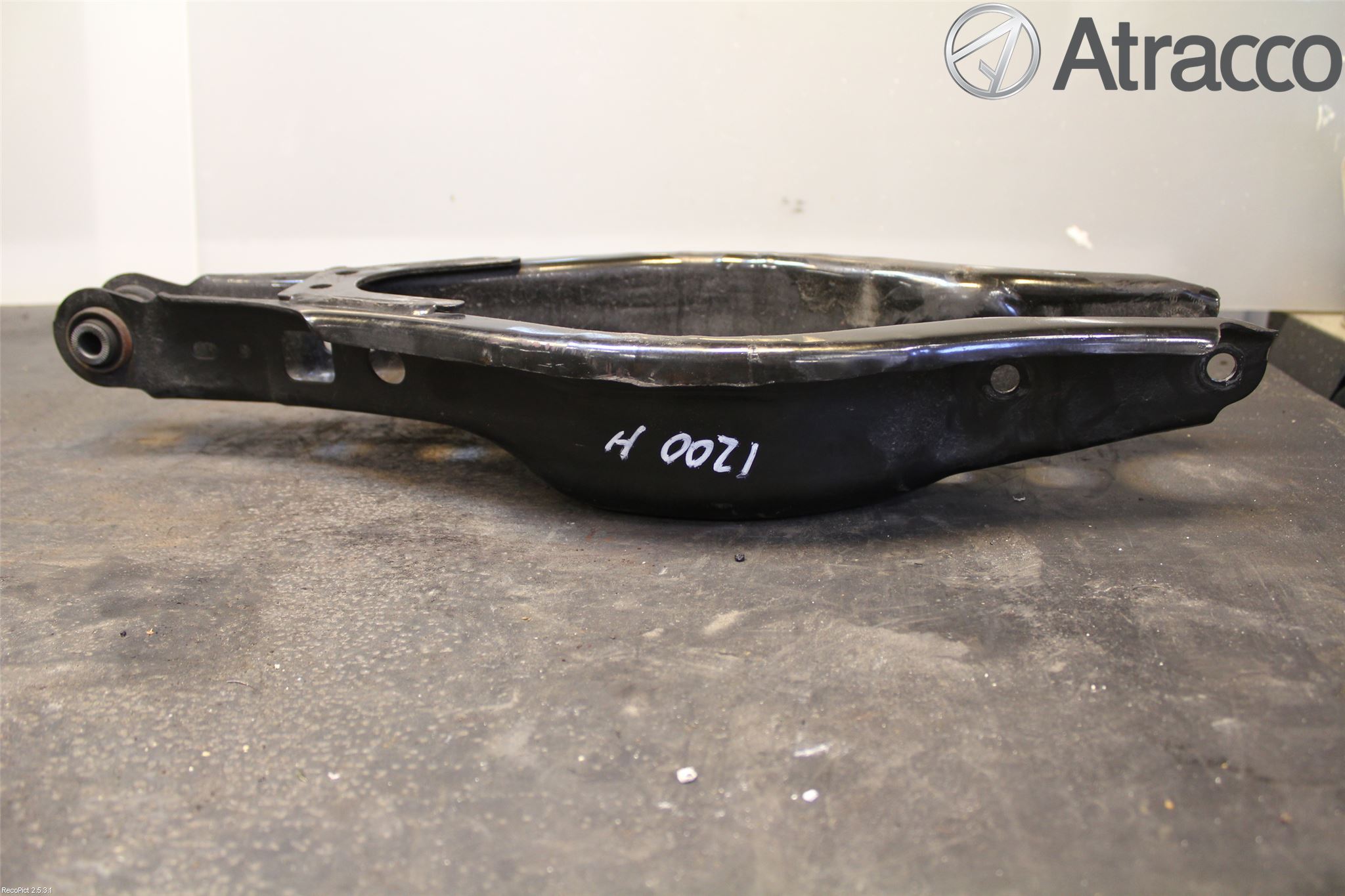 Toyota AURIS 13-19 Bærearm Bak Høyre