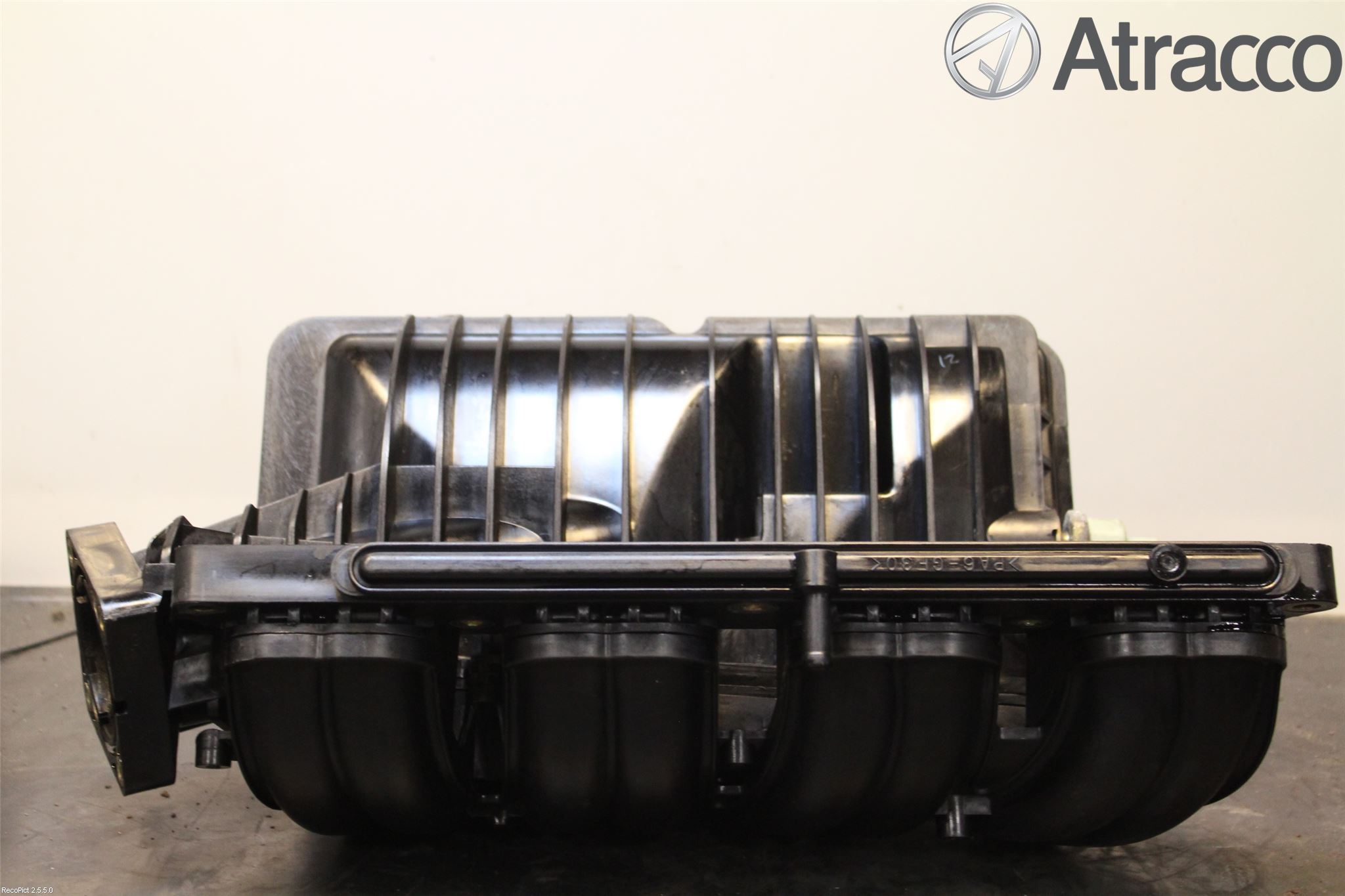 Toyota AVENSIS 98-02 Innsugningsmanifold