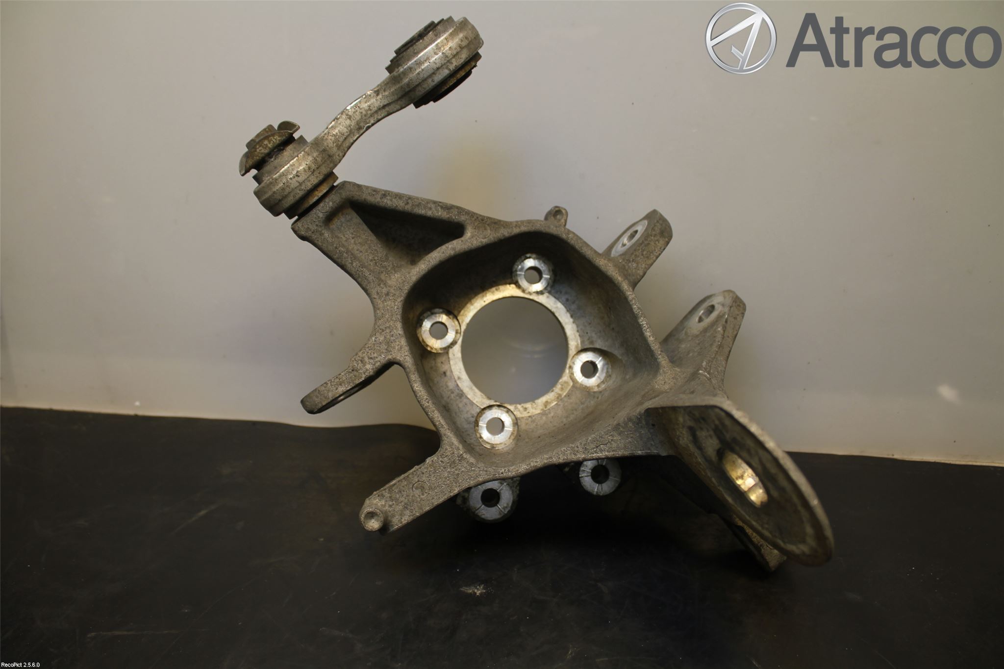 BMW 5 F10/F11/F18 09-17 Hjullagerhus Bak Venstre