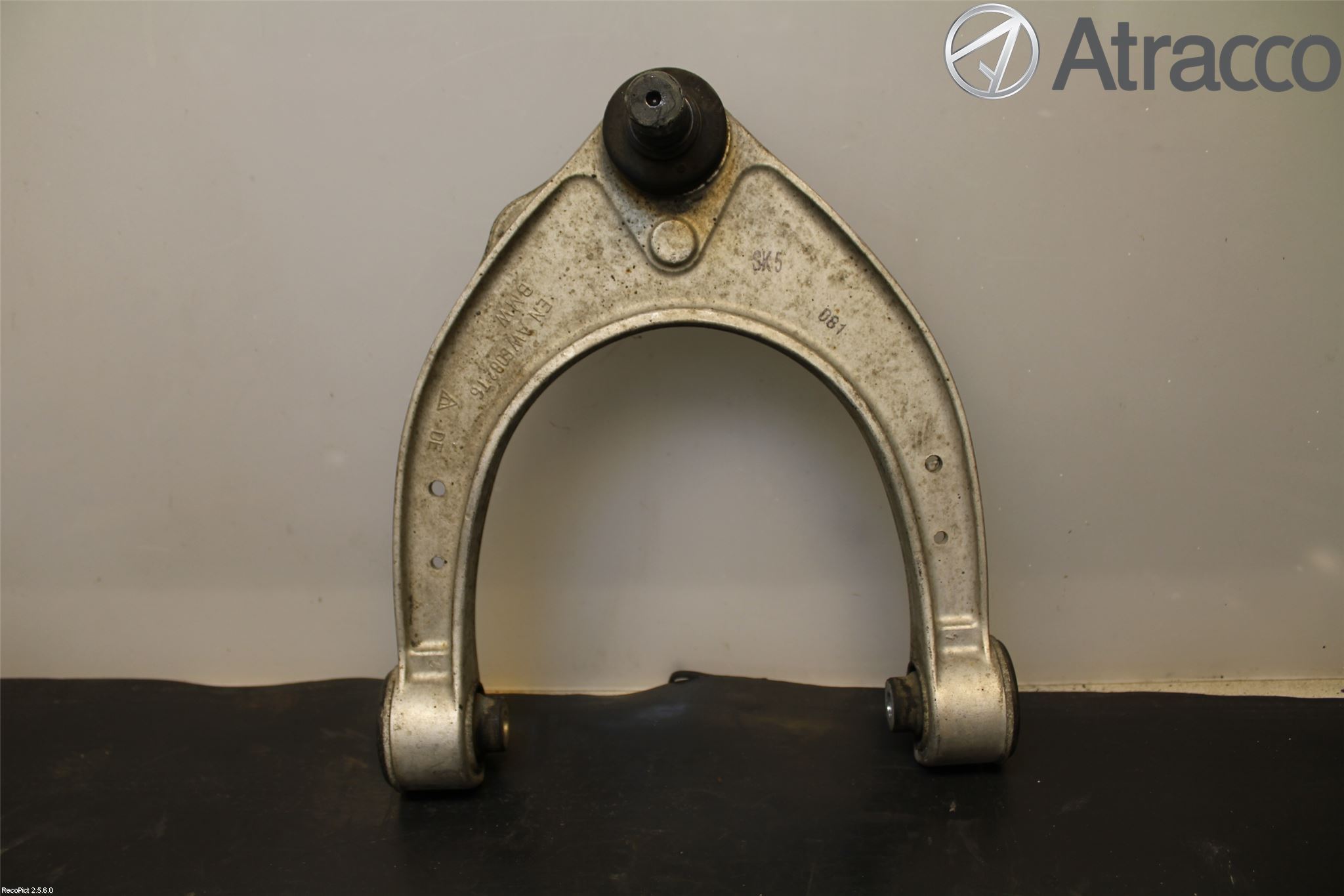 BMW 5 F10/F11/F18 09-17 Bærearm Foran Høyre Øvre