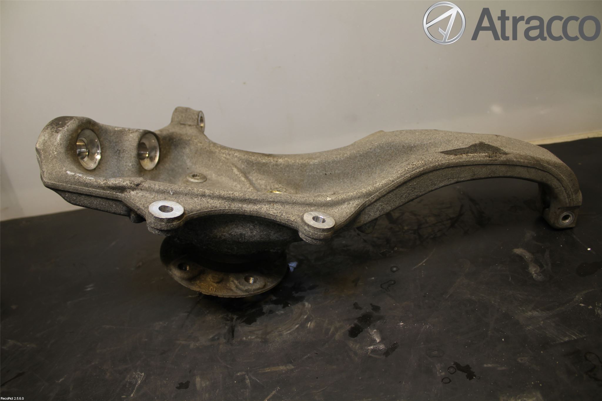 BMW 5 F10/F11/F18 09-17 Spindel Hf