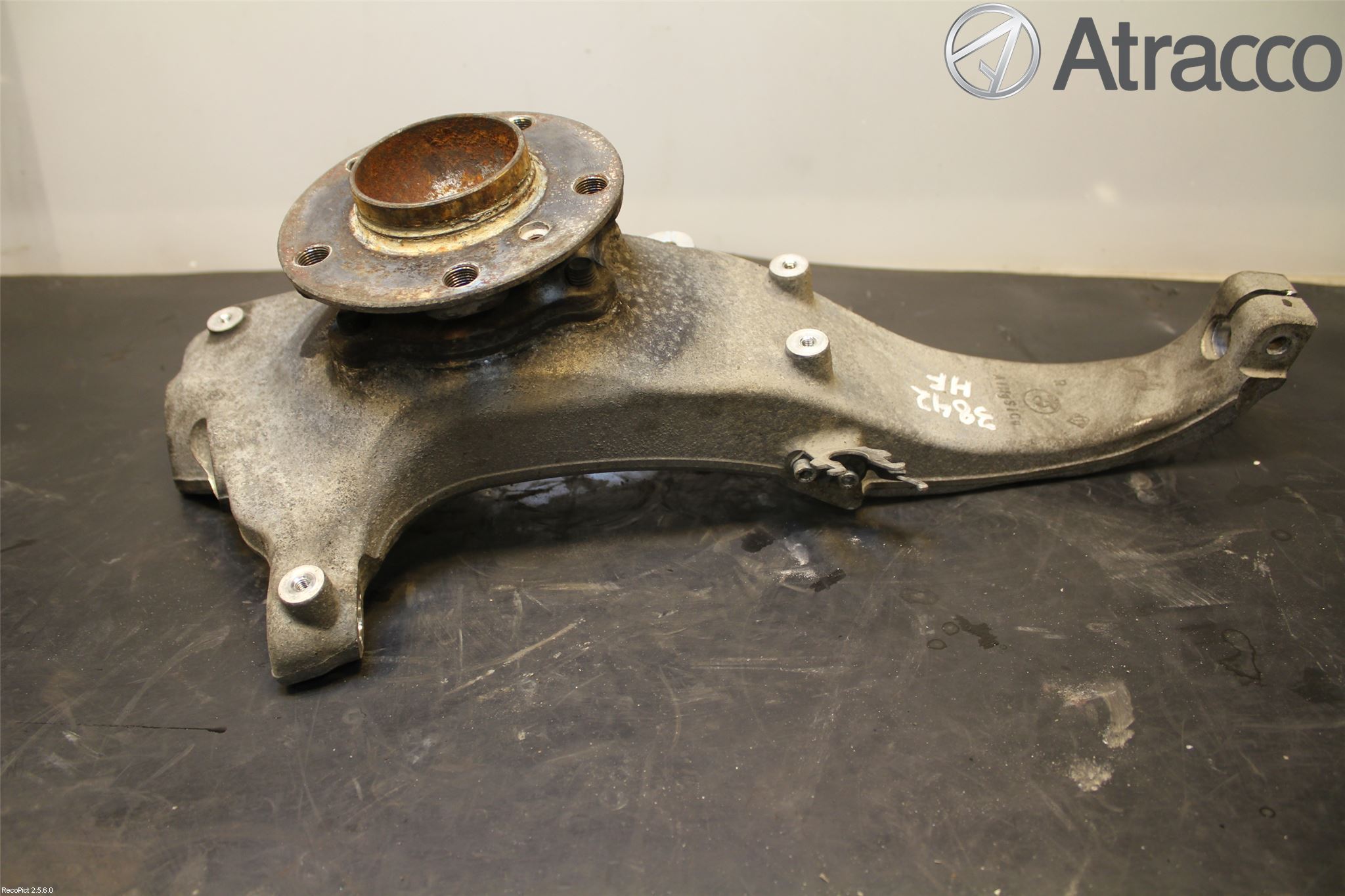 BMW 5 F10/F11/F18 09-17 Spindel Hf