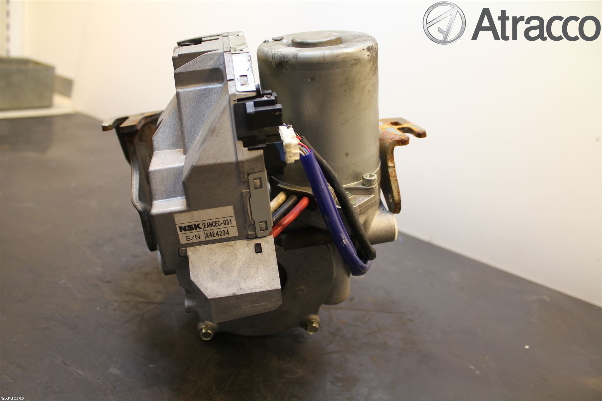 Nissan QASHQAI 10-14 Rattakselaggregat Innebygd Servo