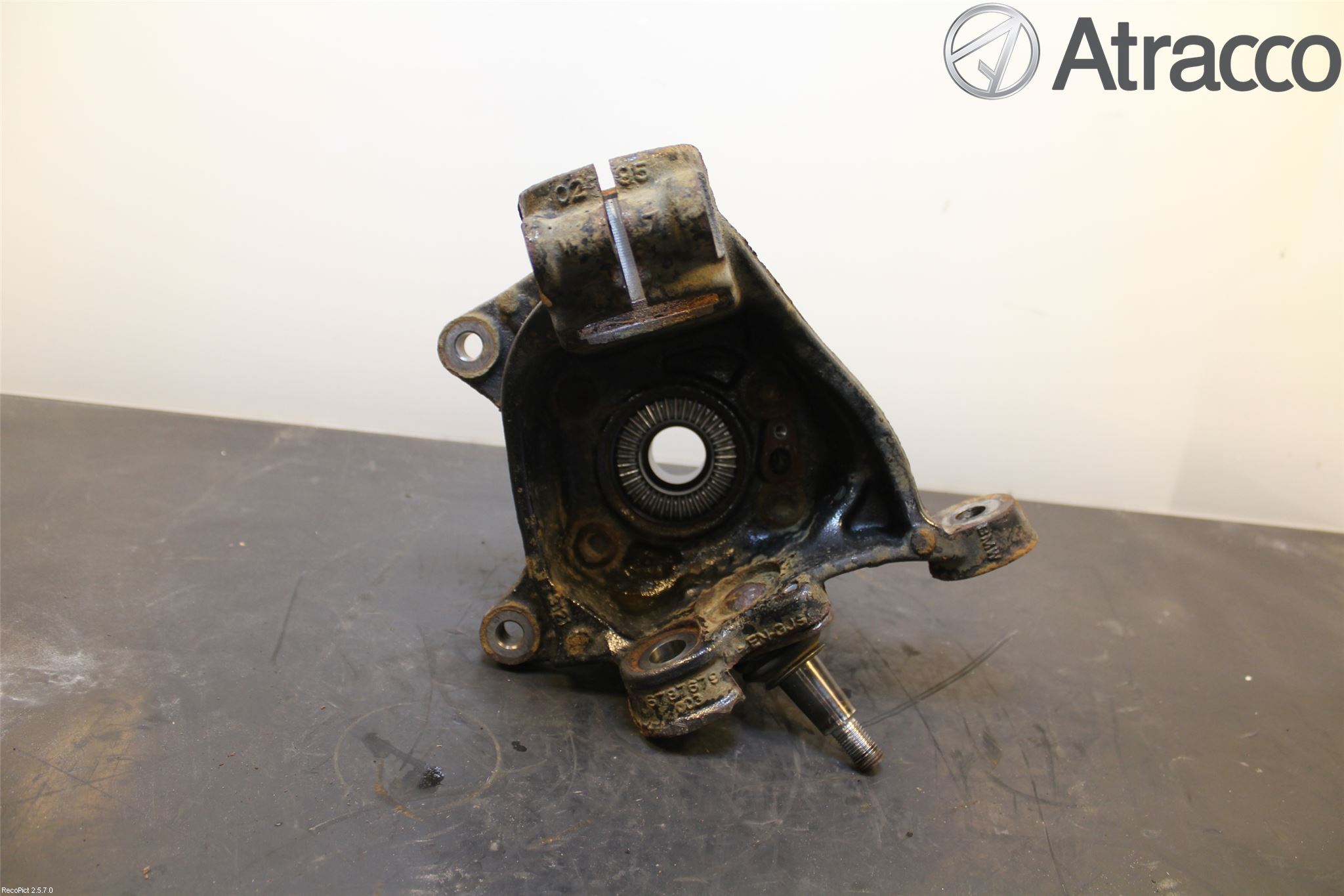 BMW X3 F25 10-17 Spindel Vf