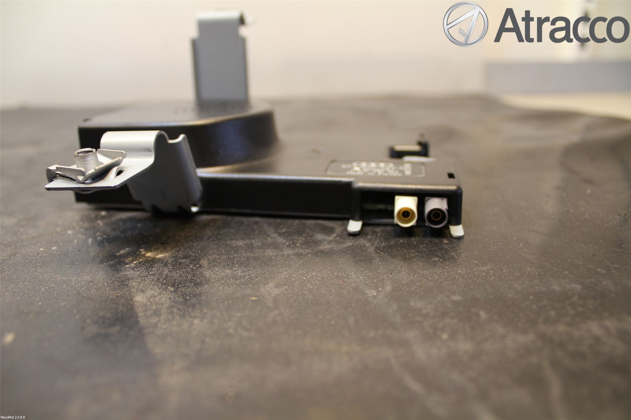 Audi A3/S3 05-13 Stereo Antenneforsterker