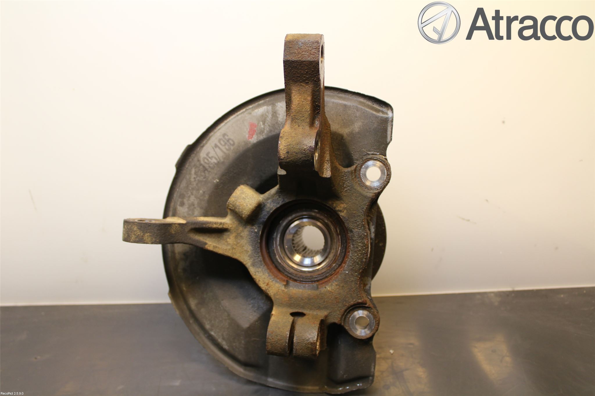 Mitsubishi OUTLANDER 13-21 Spindel Vf