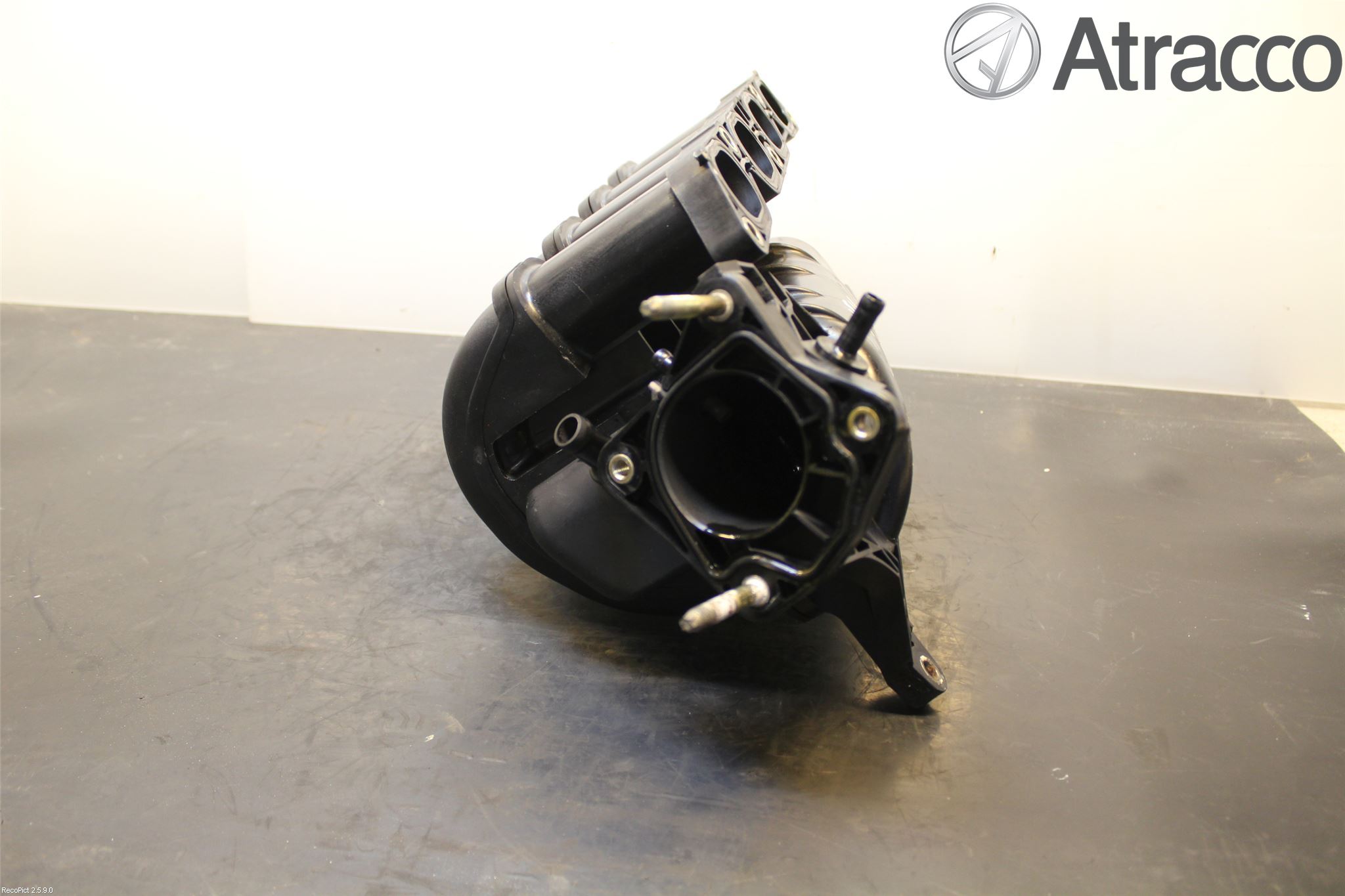 Toyota AVENSIS 98-02 Innsugningsmanifold