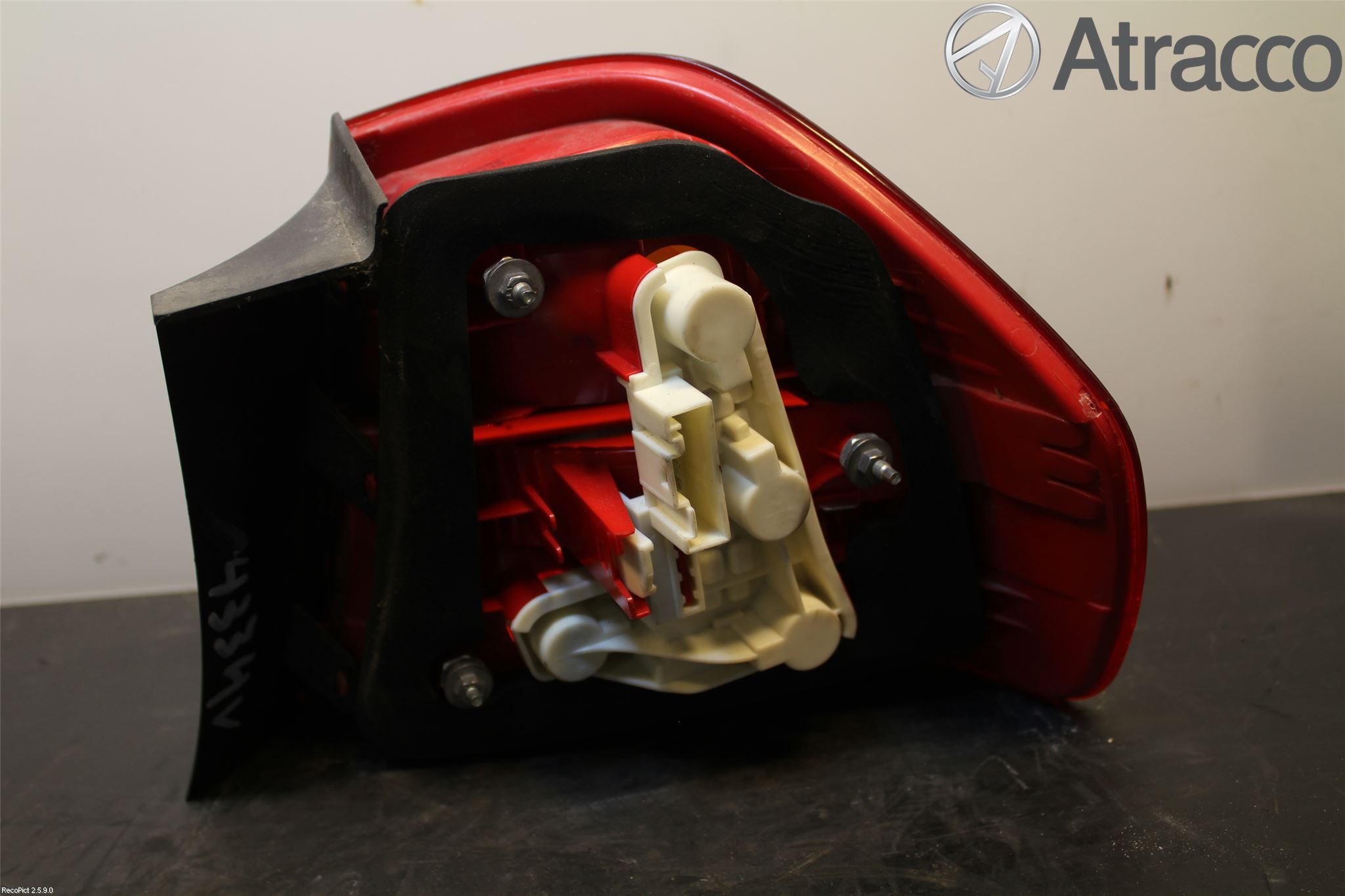 BMW 3 E90/91 SED/TOU 05-12 Baklykt Venstre