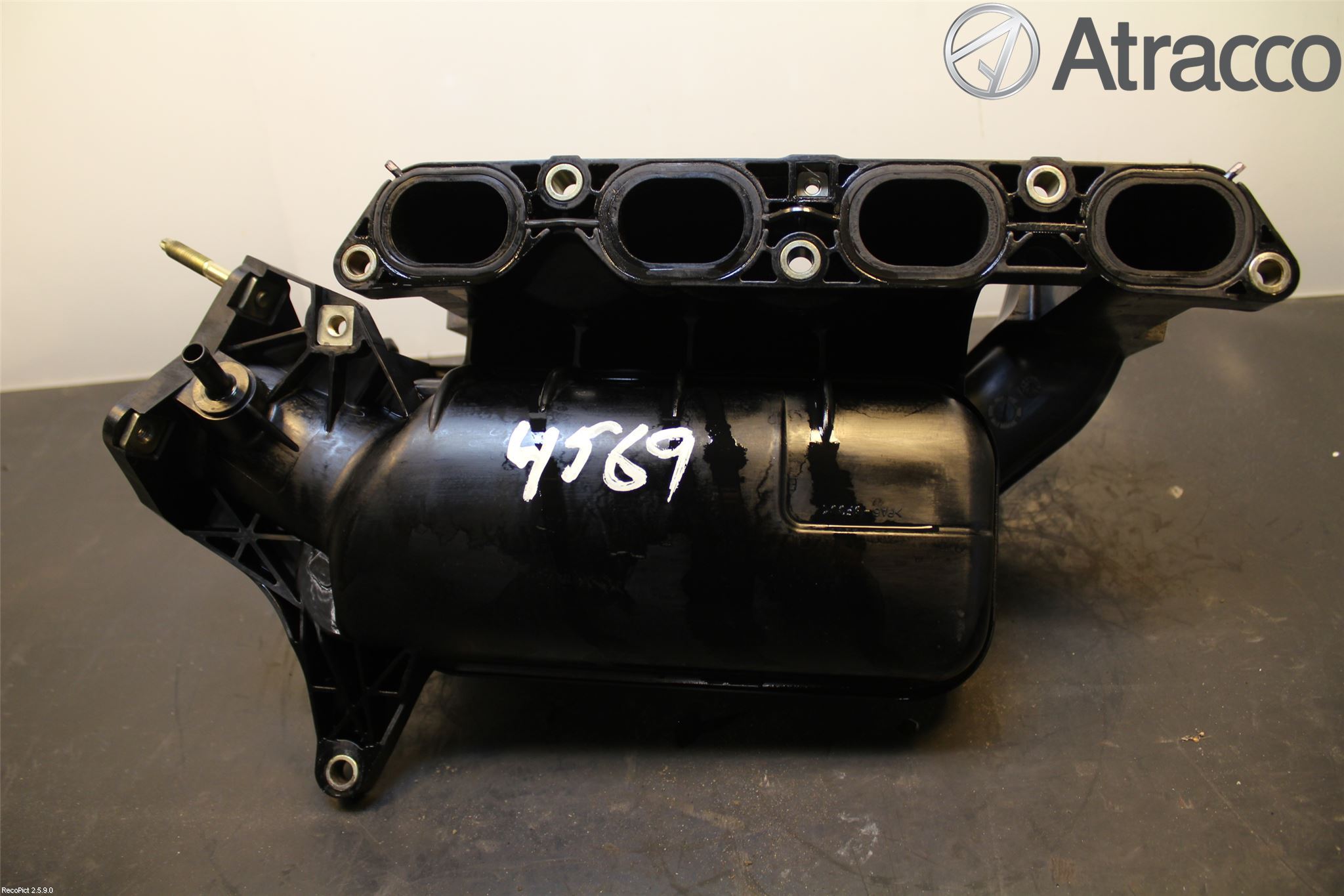 Toyota AVENSIS 98-02 Innsugningsmanifold