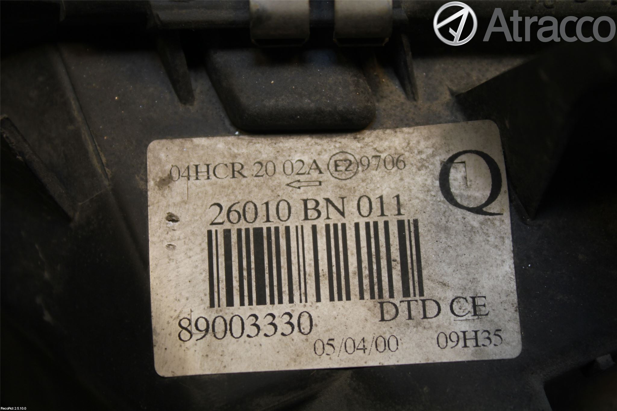 Nissan ALMERA    00-06 Frontlykt Høyre