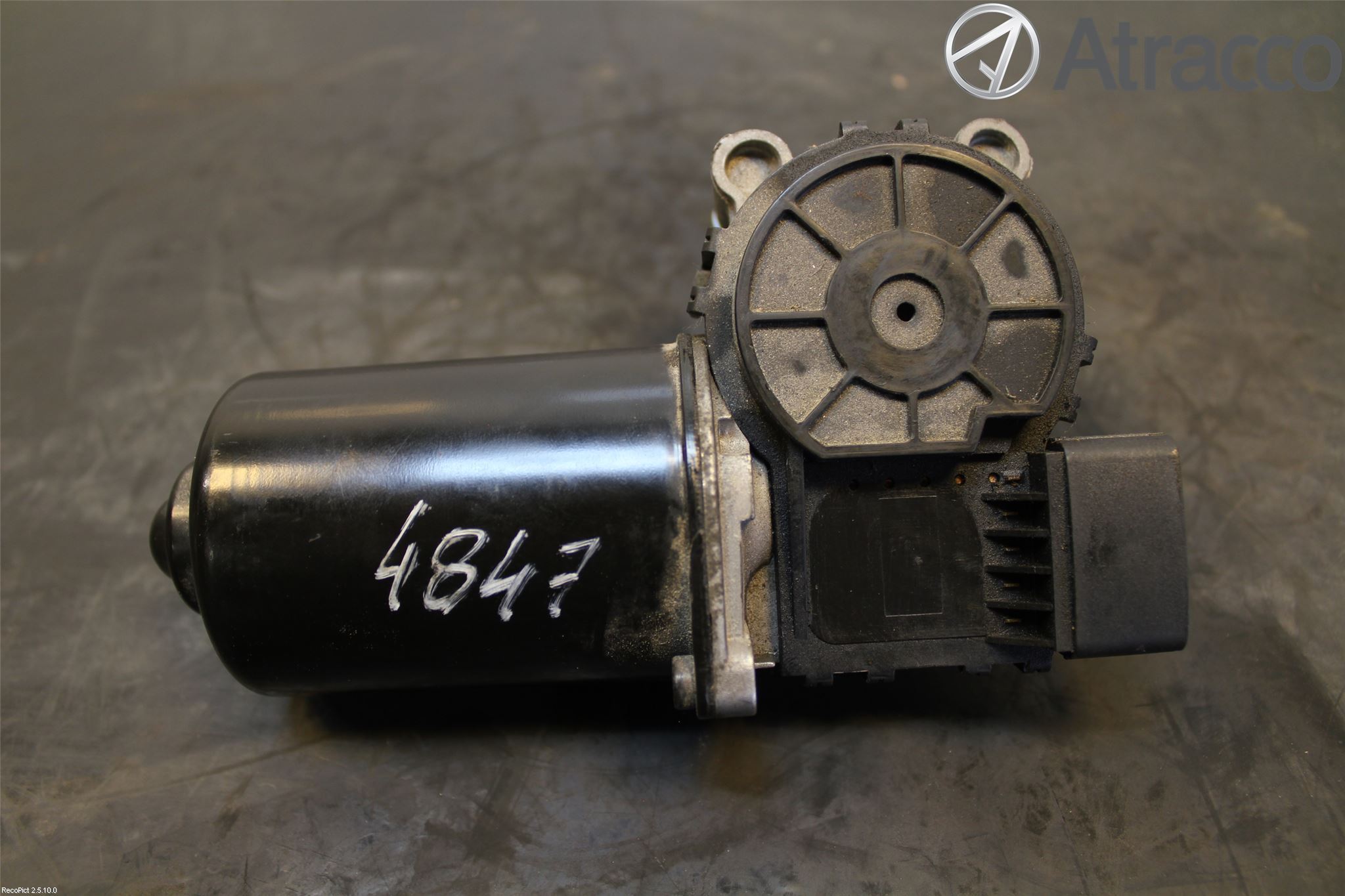 Kia PICANTO    04-11 Viskermotor Frontrute