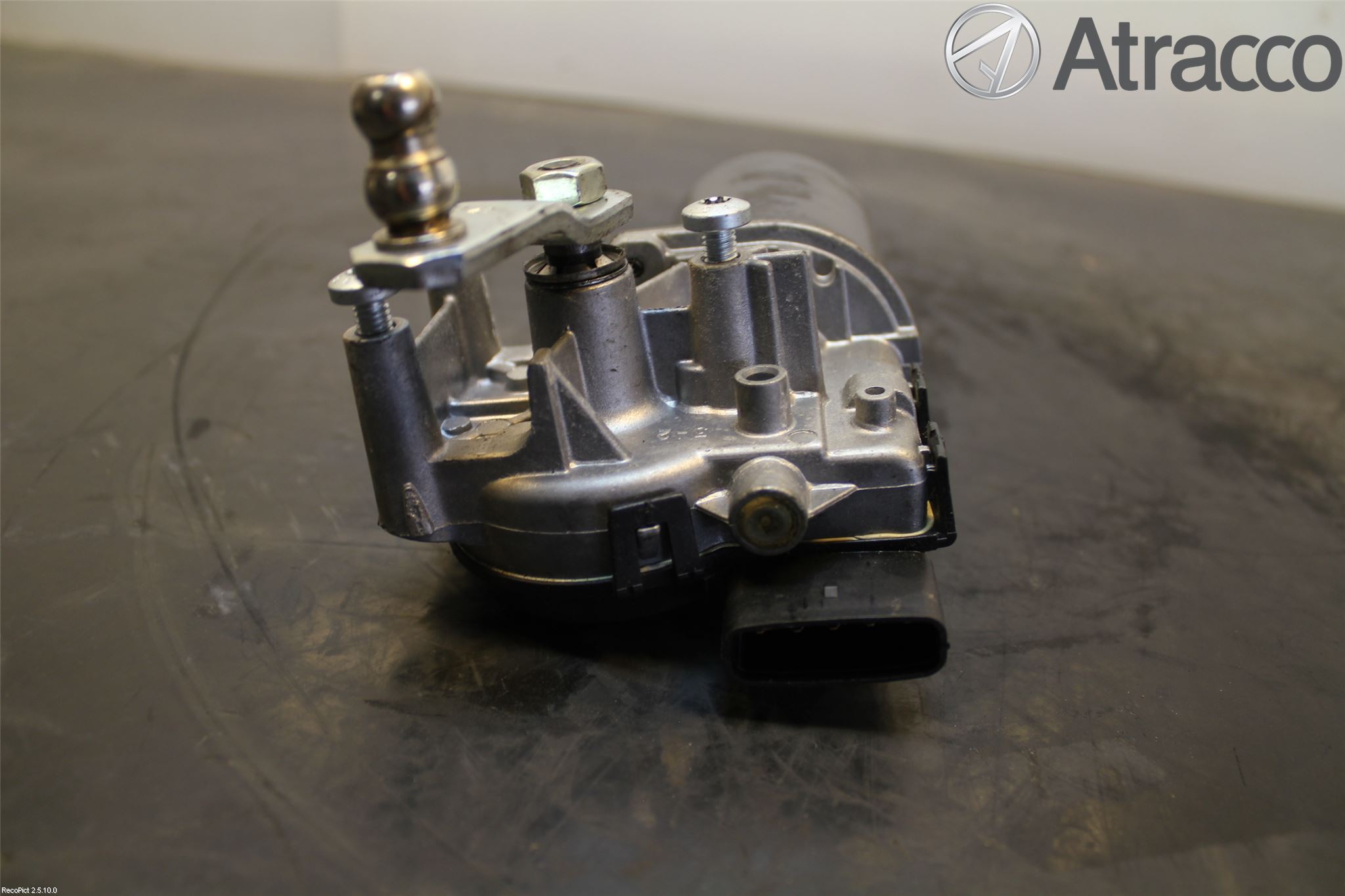 Kia PICANTO    04-11 Viskermotor Frontrute