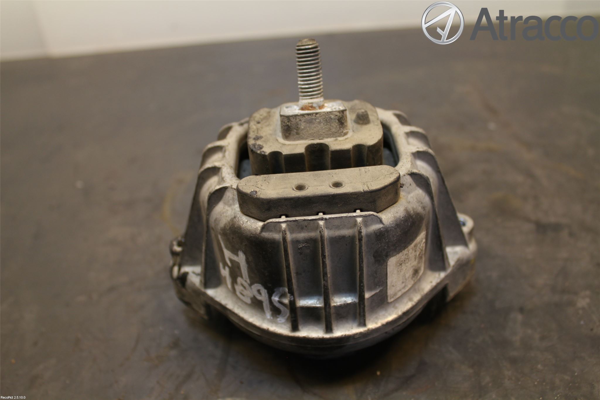BMW 1 E87/81 5D/3D 03-11 Motor Feste Gummi