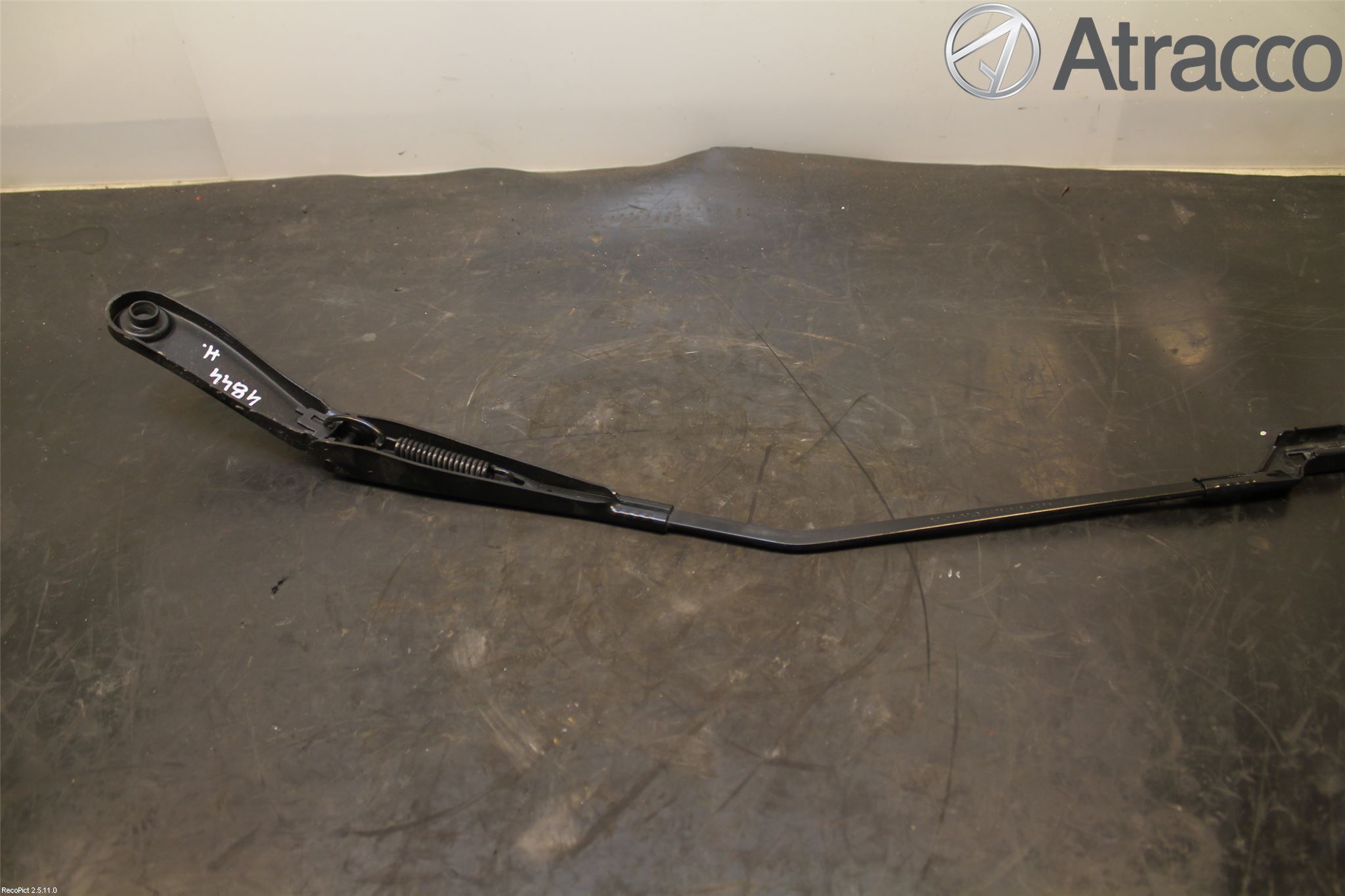 Volvo V60 11-13 Viskerarm-Armer Frontrute