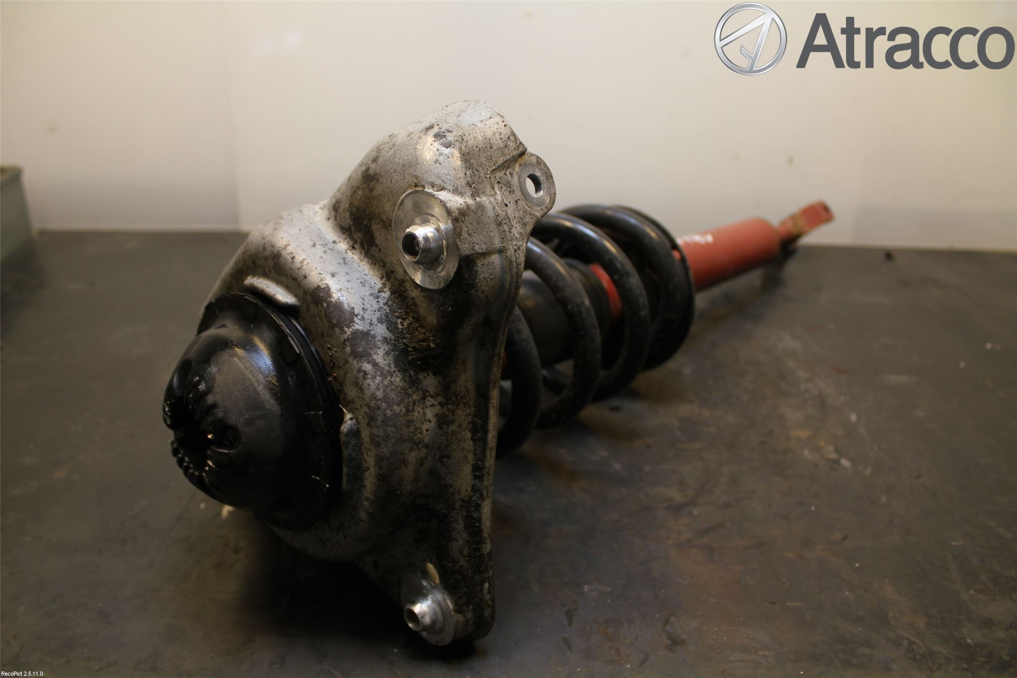 Audi A6/S6     05-11 Fjærbein Foran Venstre