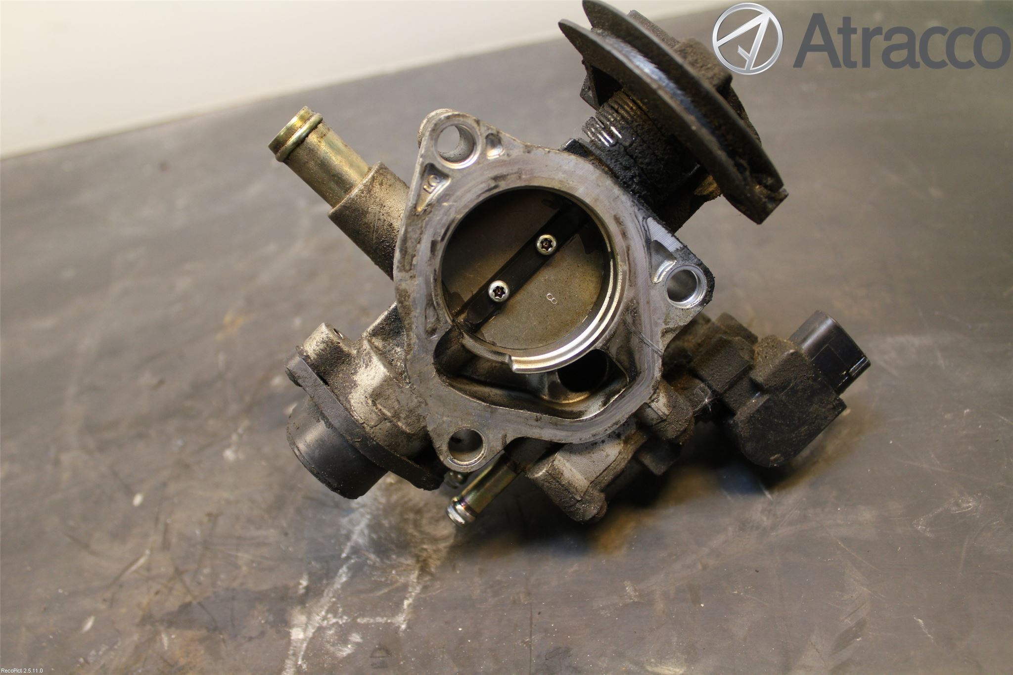 Toyota COROLLA 02-07 Inns Spjeldhus