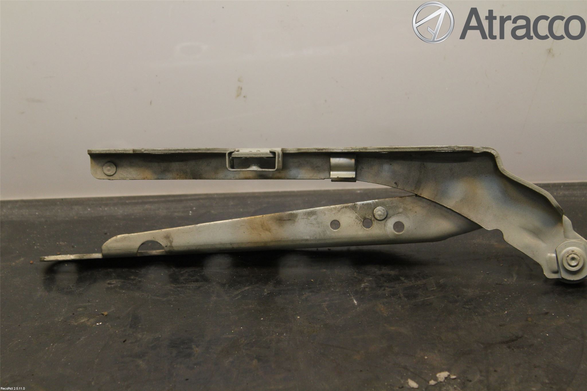 Volvo S60 05-10 Panser Hengsel - Hengsler