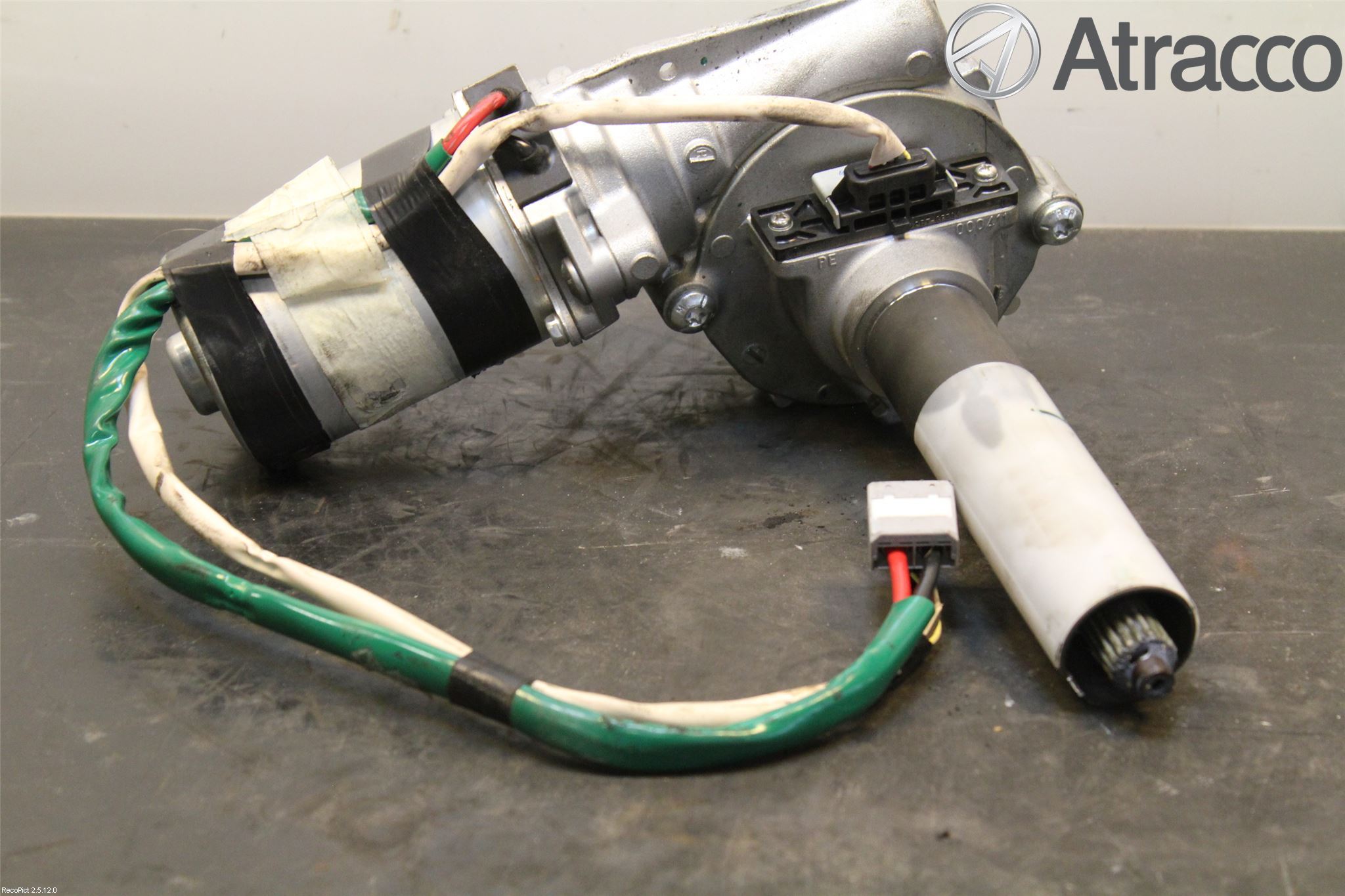 Toyota YARIS XP130 12-14 Rattakselaggregat Innebygd Servo