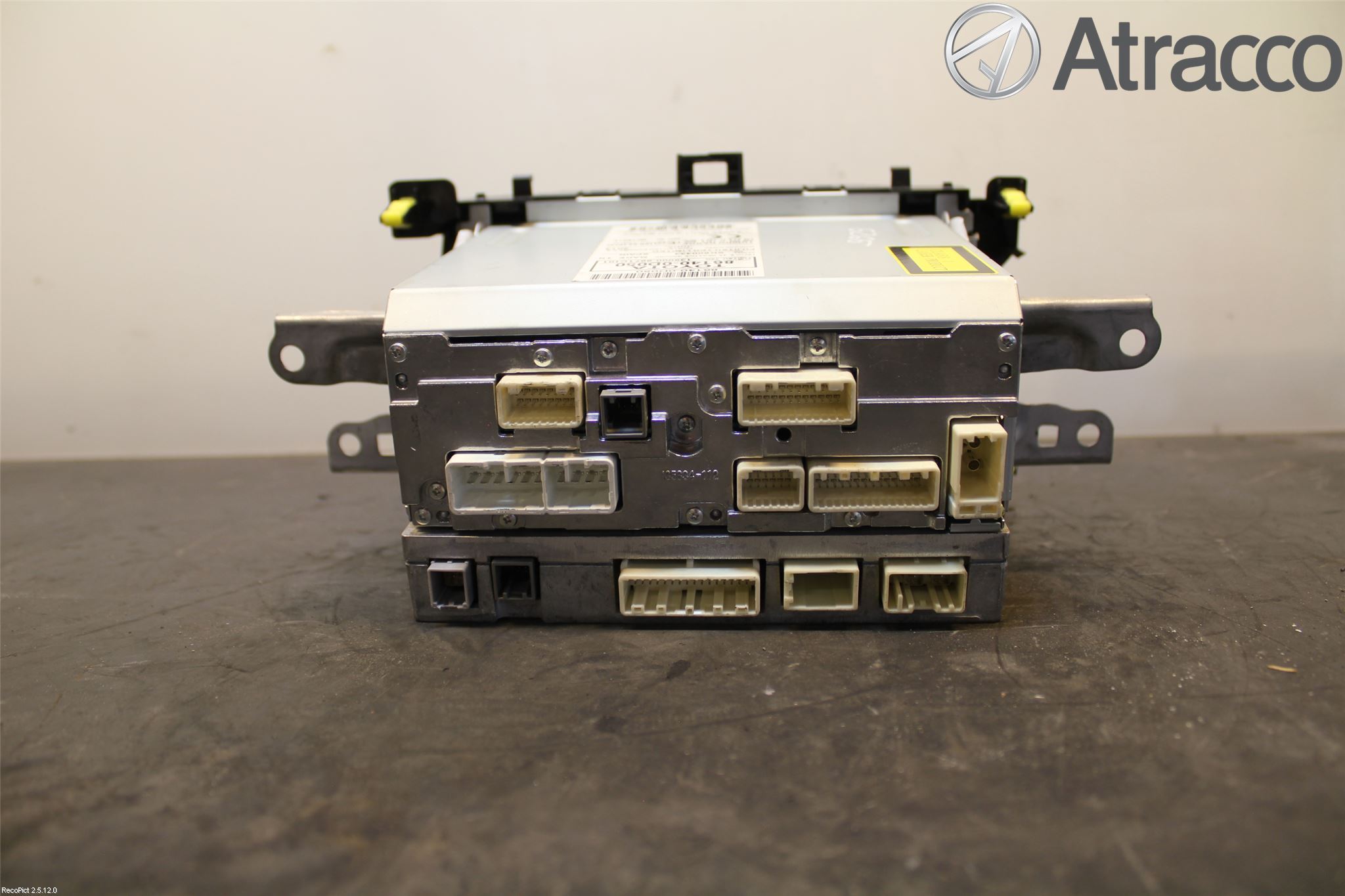 Toyota YARIS XP130 12-14 Stereo Radio Med Cd