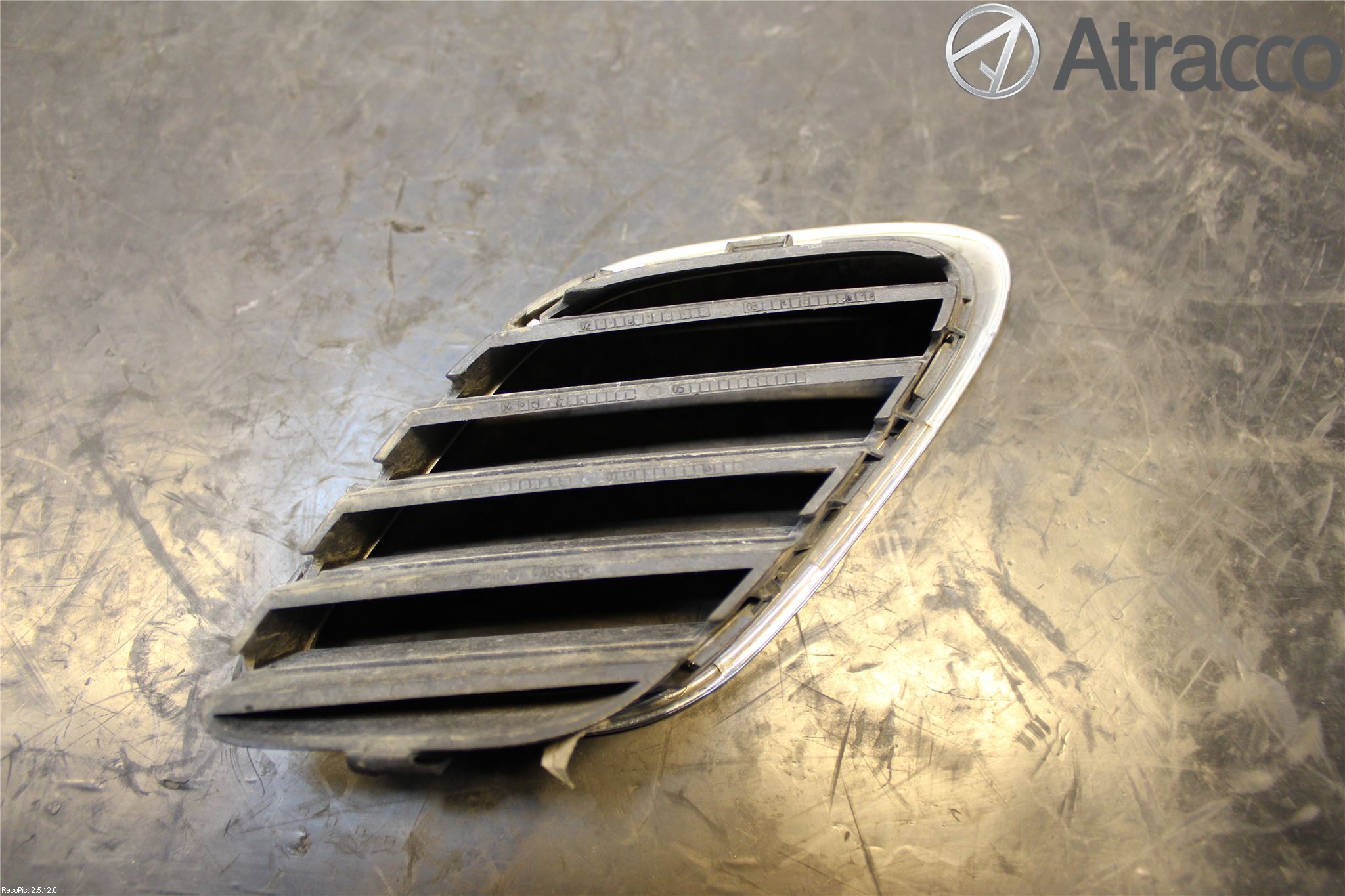 Saab 9-3 VER 2 Grilldel Høyre