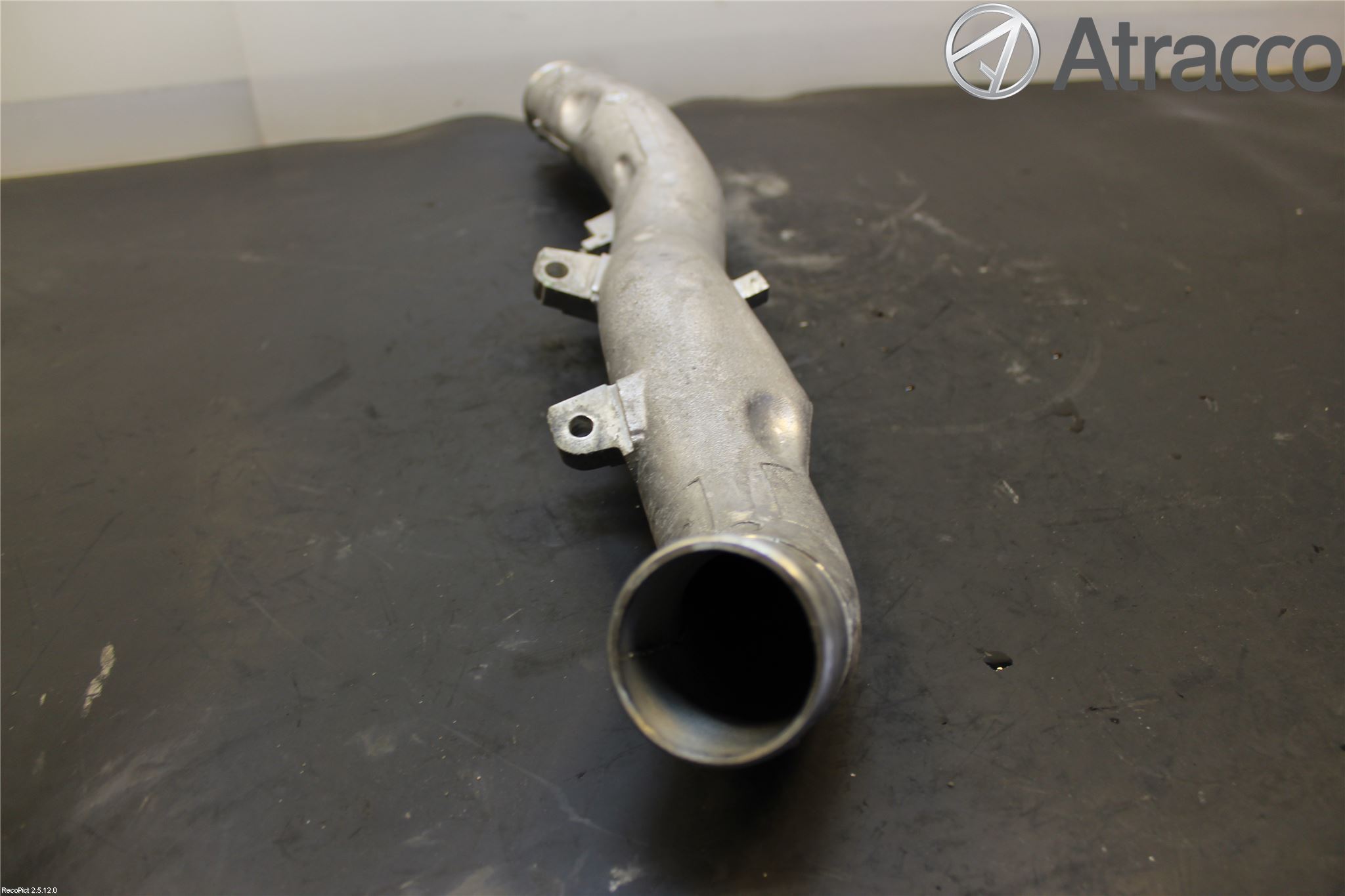 Toyota AVENSIS 09-15 Intercooler Rør-Slange