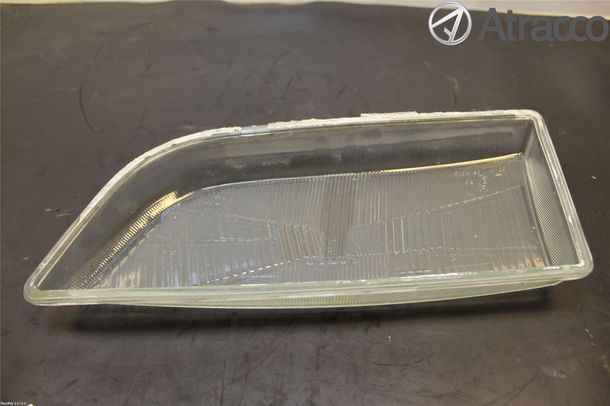 Volvo S40/V40    96-04 Frontlykt Glass Høyre
