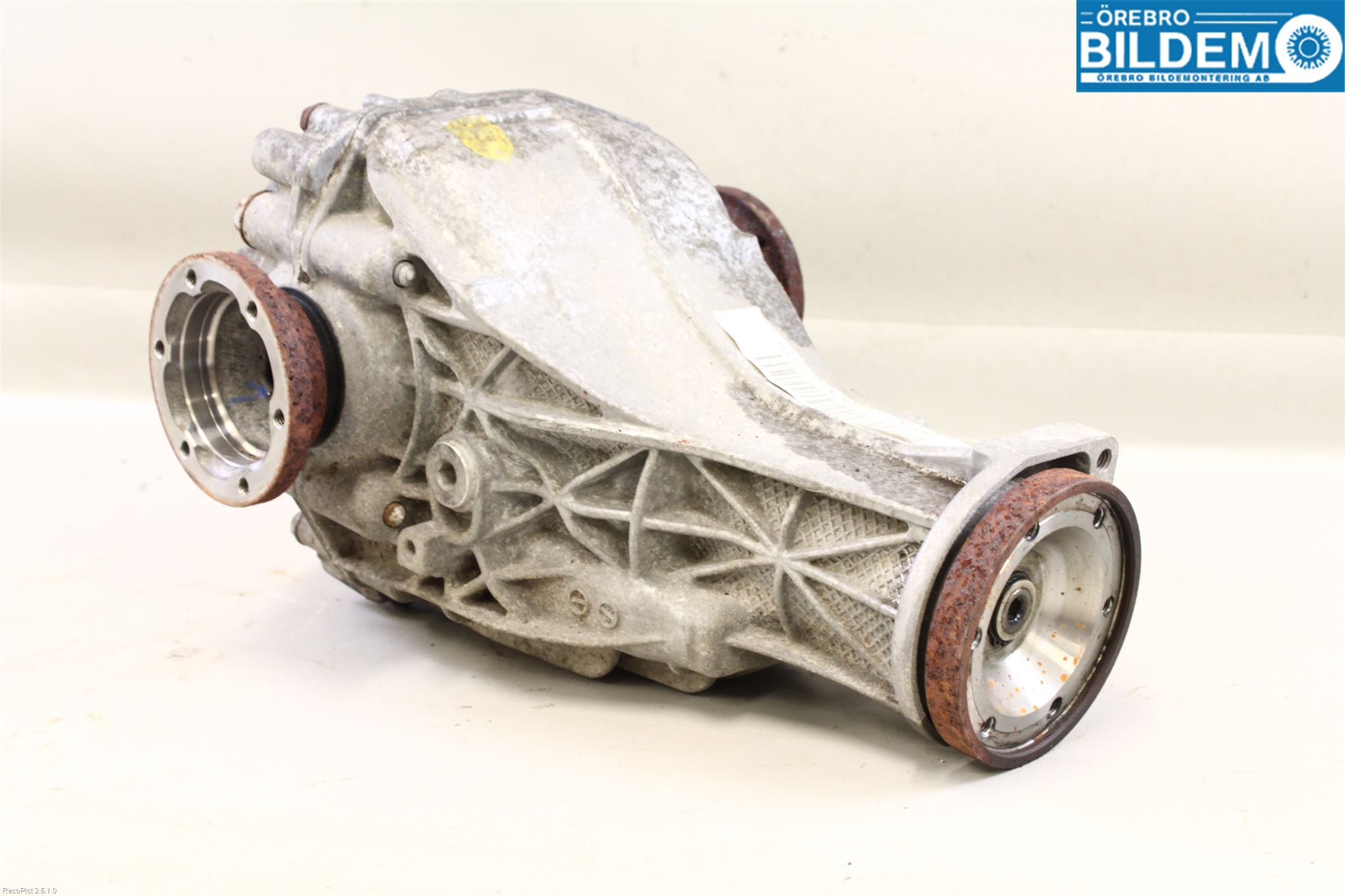 Audi A4/S4 08-11 Bakaksel Kardang Bak -Diff