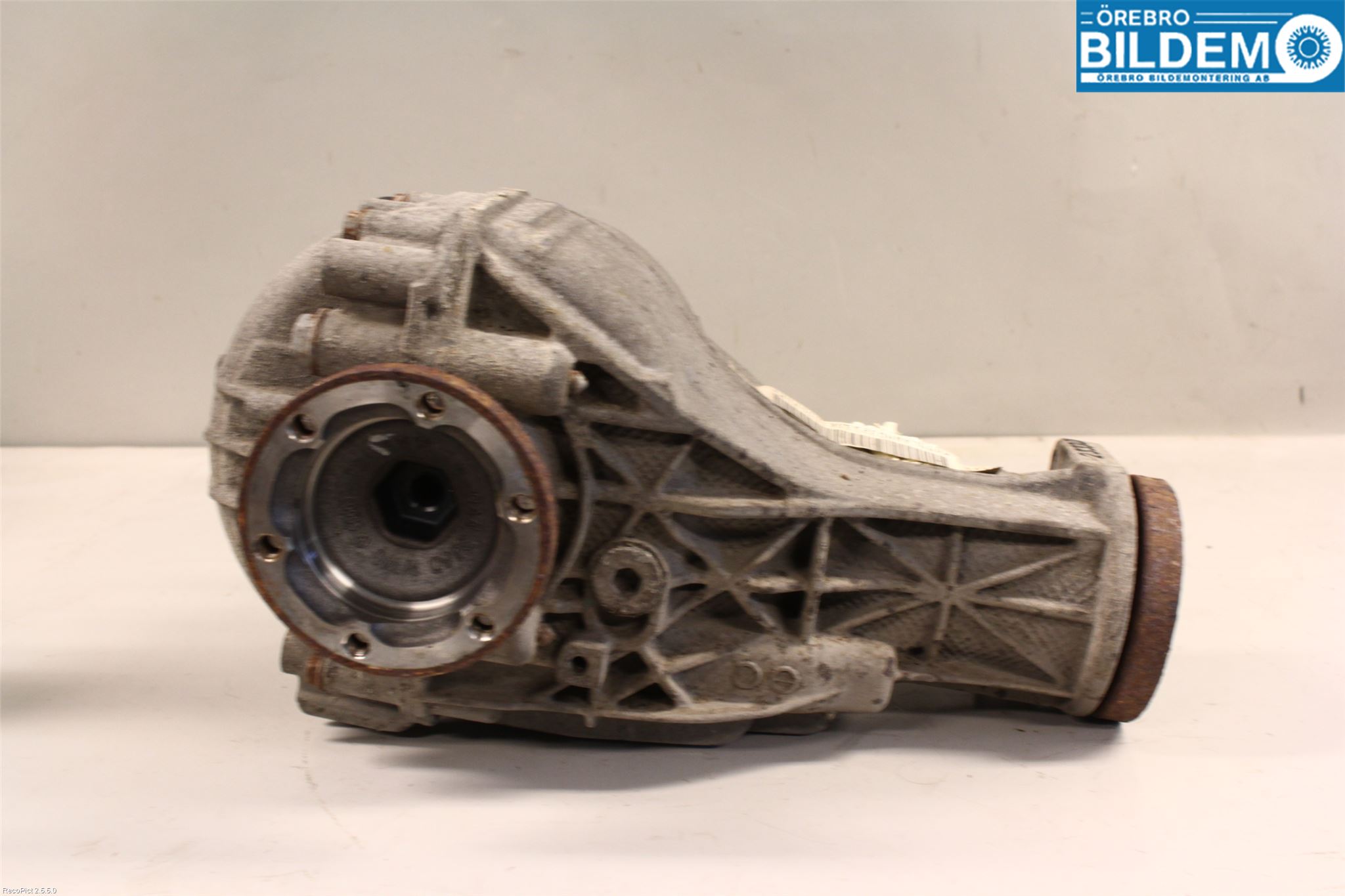 Audi Q5 09-16 Bakaksel Kardang Bak -Diff