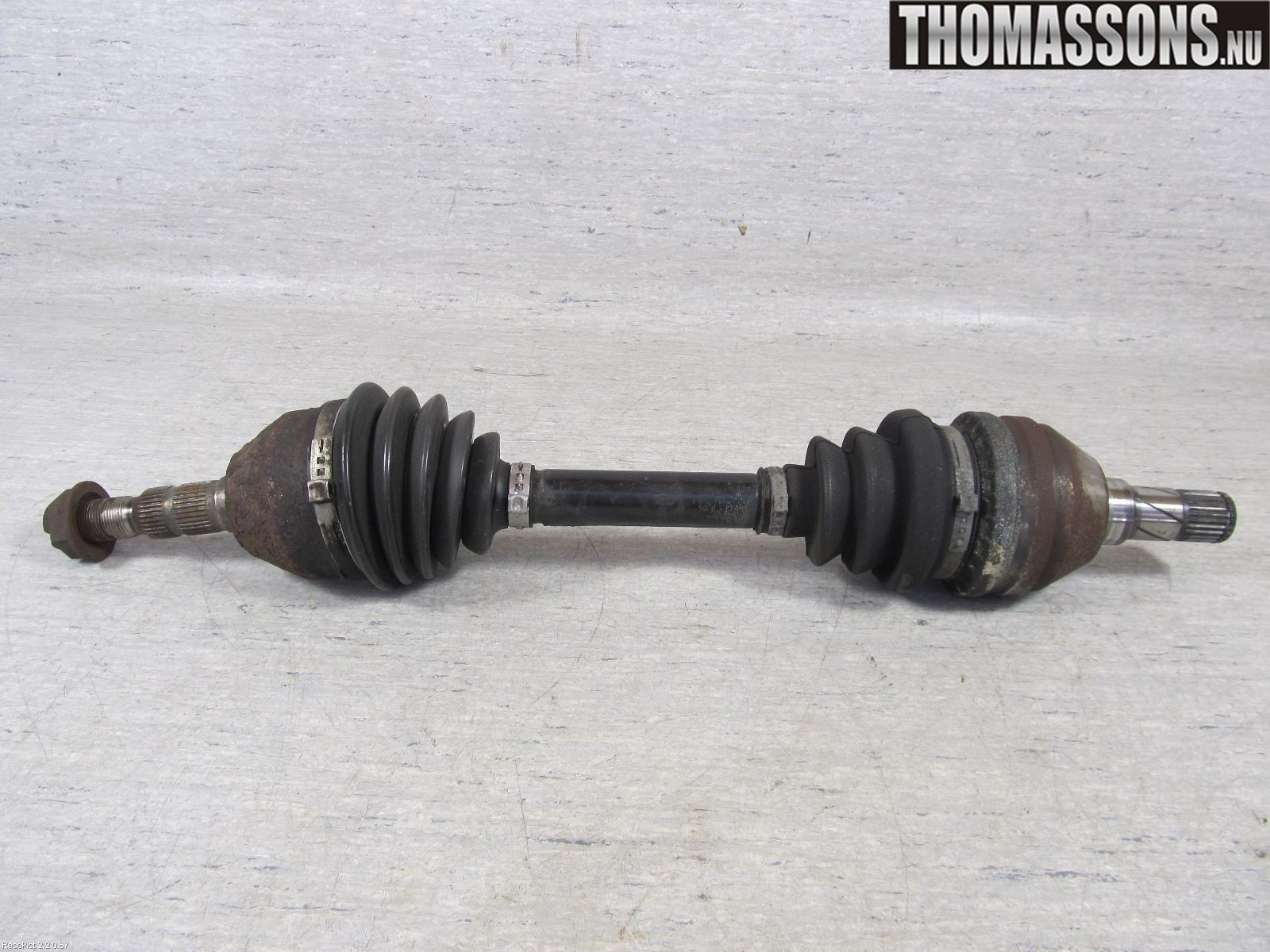 Opel ASTRA H 04-12 Drivaksel Foran Kompl Venstre