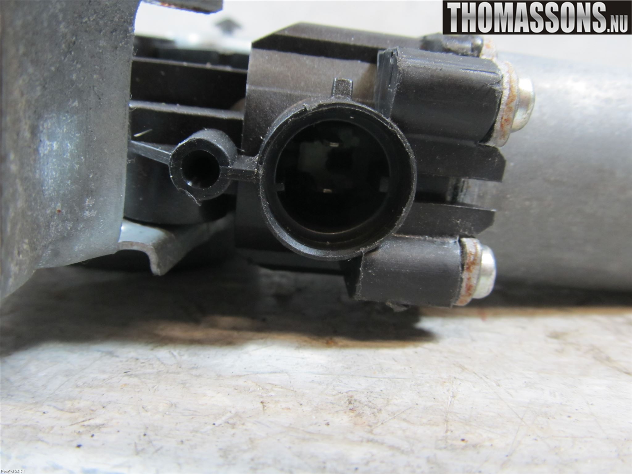 Nissan NAVARA 05-16 Vindusheis El Komp