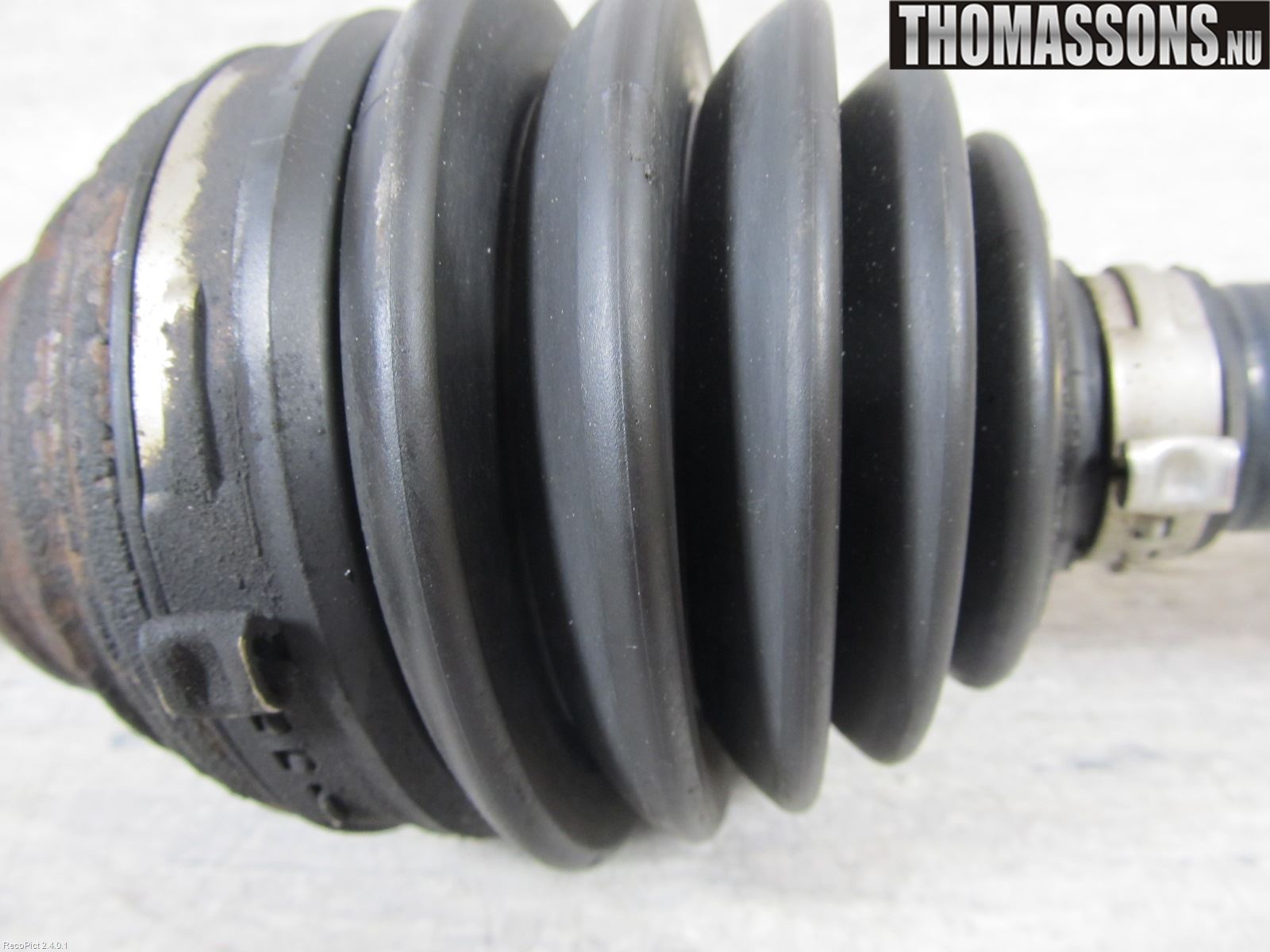 Volkswagen VW GOLF PLUS/CROSS GOLF 04-14 Drivaksel Foran Kompl Venstre