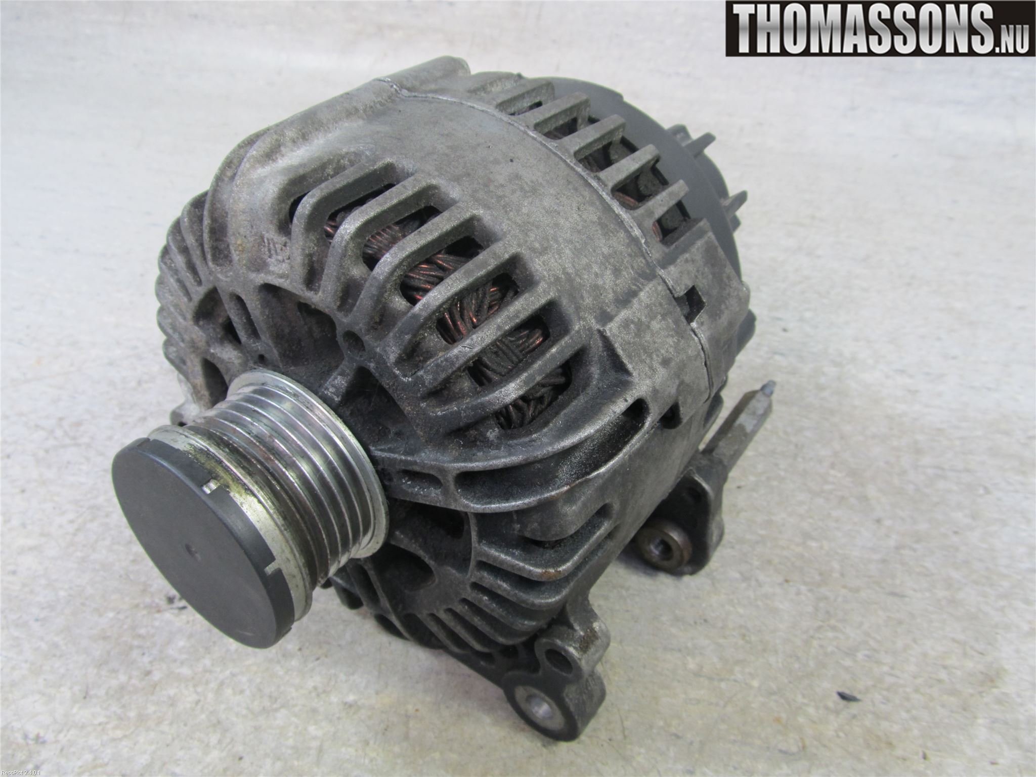 Volkswagen VW PASSAT 05-11 Dynamo