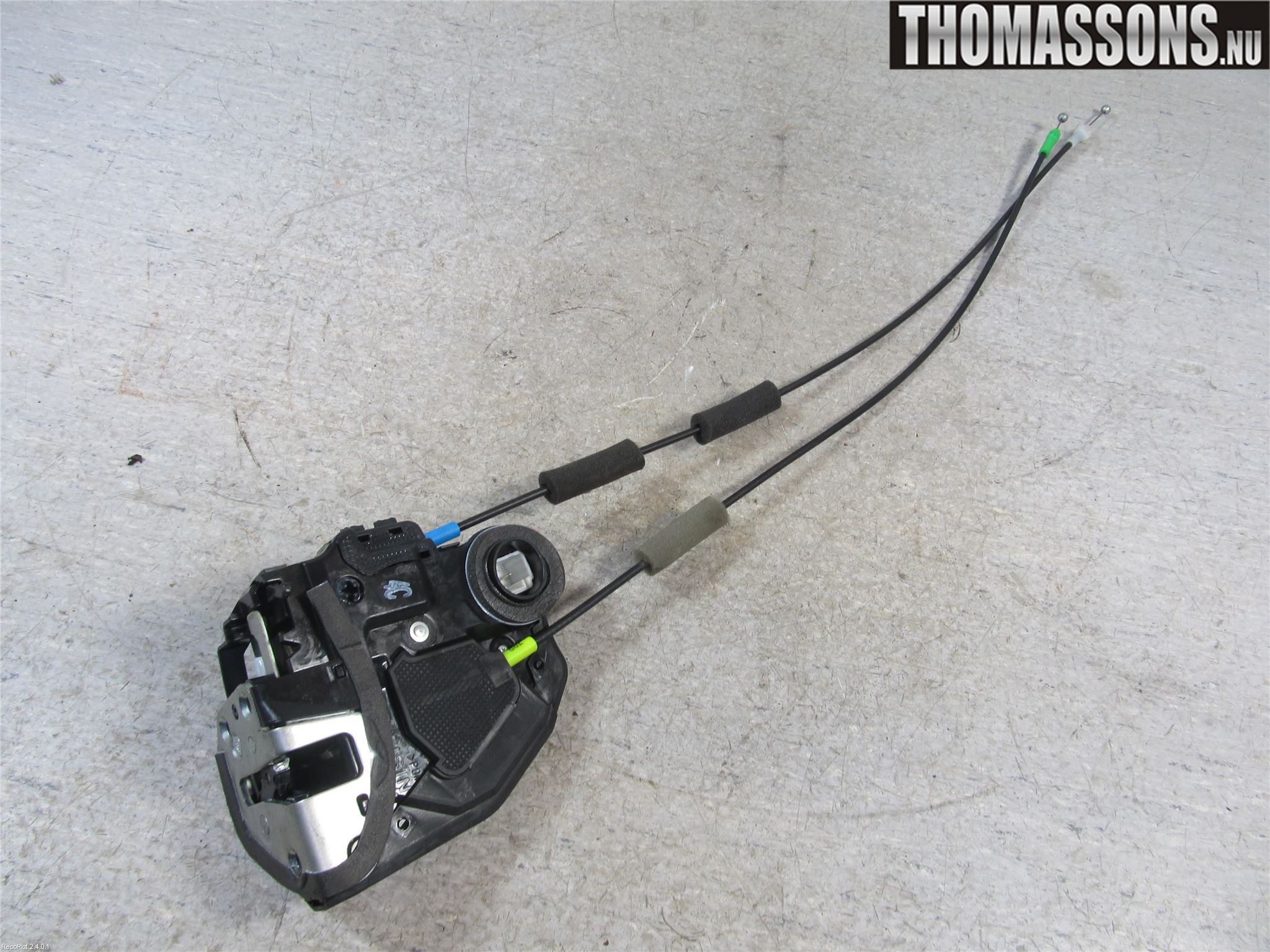 Toyota AVENSIS 09-15 Dørlås - Låsekasse