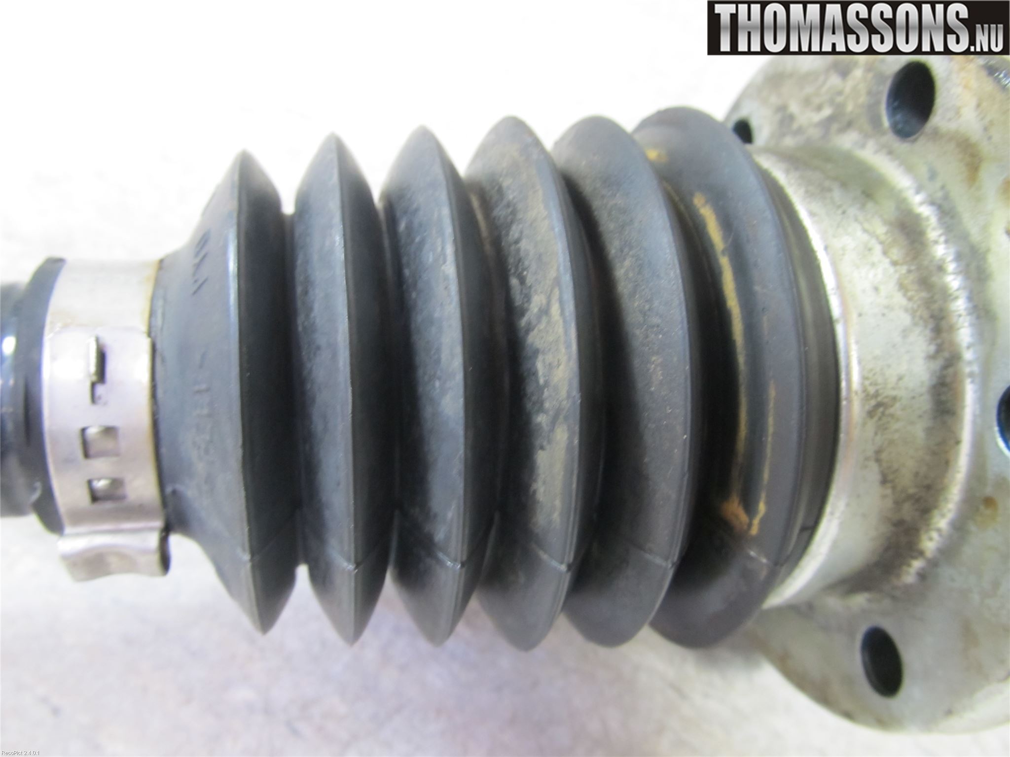 Volkswagen VW POLO 10-17 Drivaksel Foran Kompl Venstre